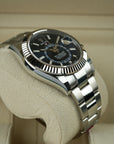 Rolex Sky-Dweller 326934 Blue Dial 42mm left lower lug case