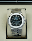 Patek Philippe Nautilus 5712/1A-001 front
