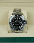 Rolex Sea-Dweller 126600 lug case front