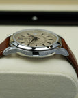 Patek Philippe Calatrava Weekly Calendar 5212A-001 40mm case left pusher
