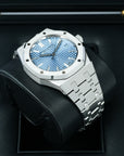 Audemars Piguet Royal Oak Ice Blue 50th 155550 lug case lower left