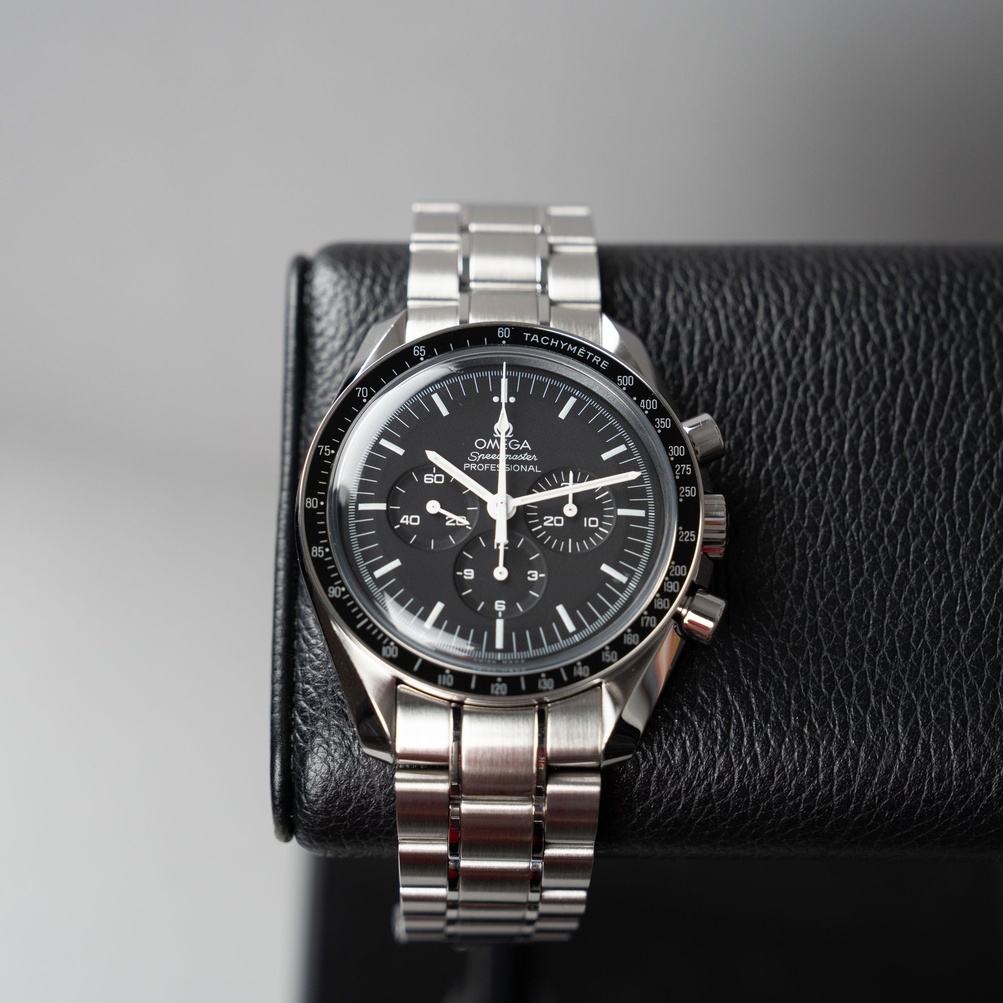 Omega Speedmaster Moonwatch 42mm