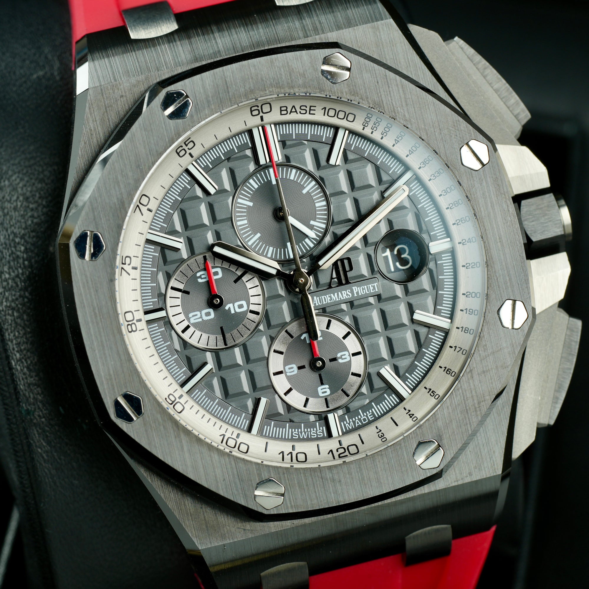 Audemars Piguet Royal Oak Offshore Chronograph 44mm front close up dial 