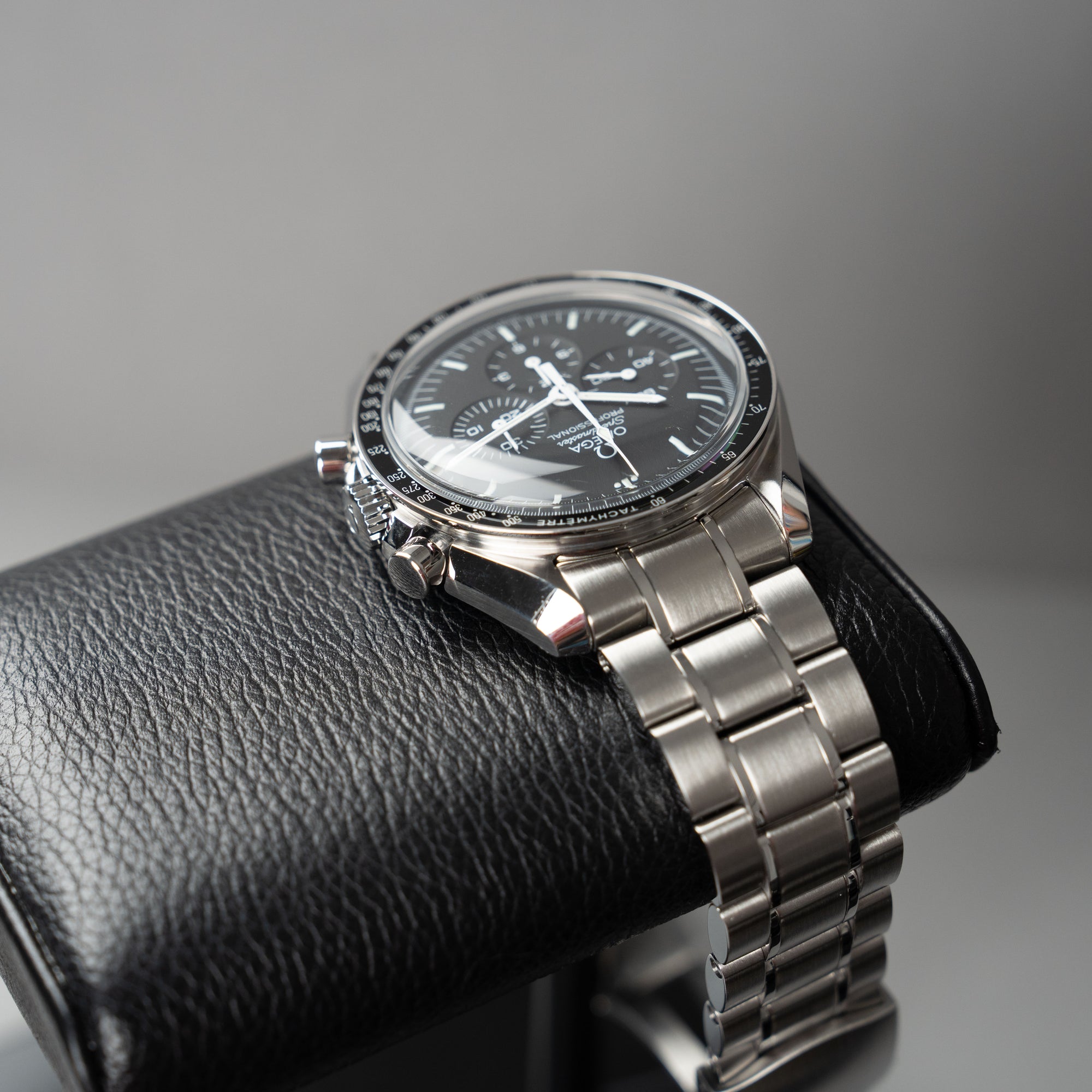 Omega Speedmaster Moonwatch 42mm