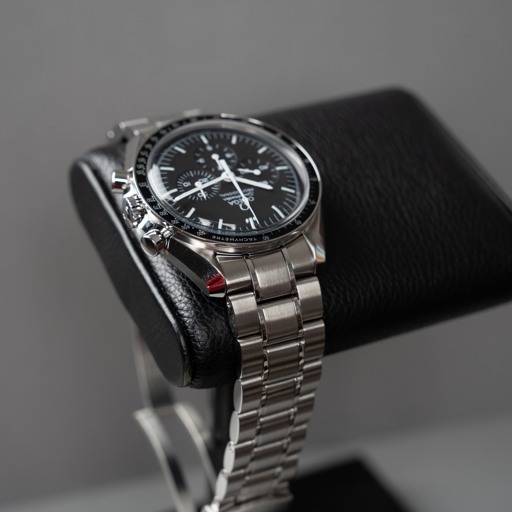 Omega Speedmaster Moonwatch 42mm Top View