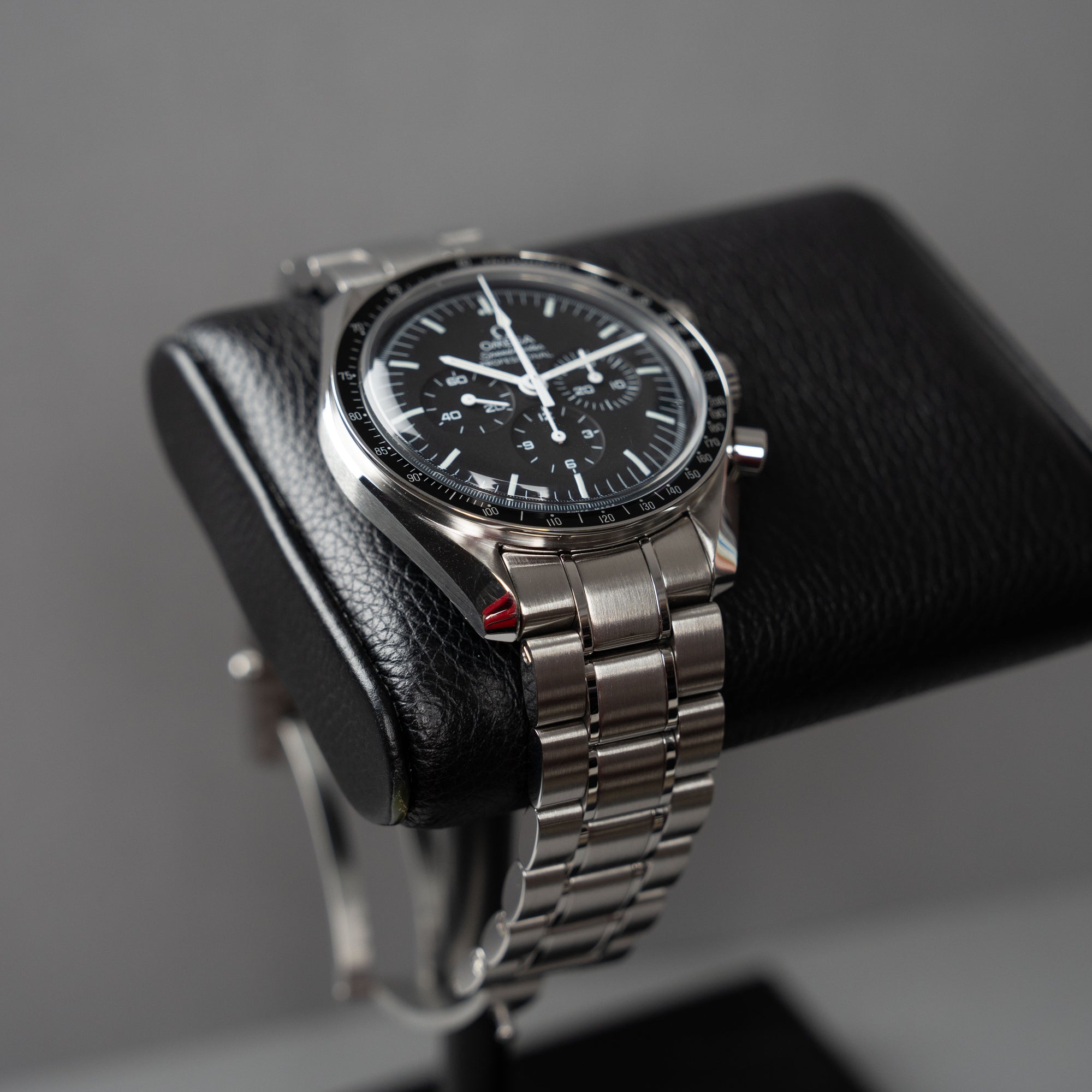 Omega Speedmaster Moonwatch 42mm stainless steel bracelet