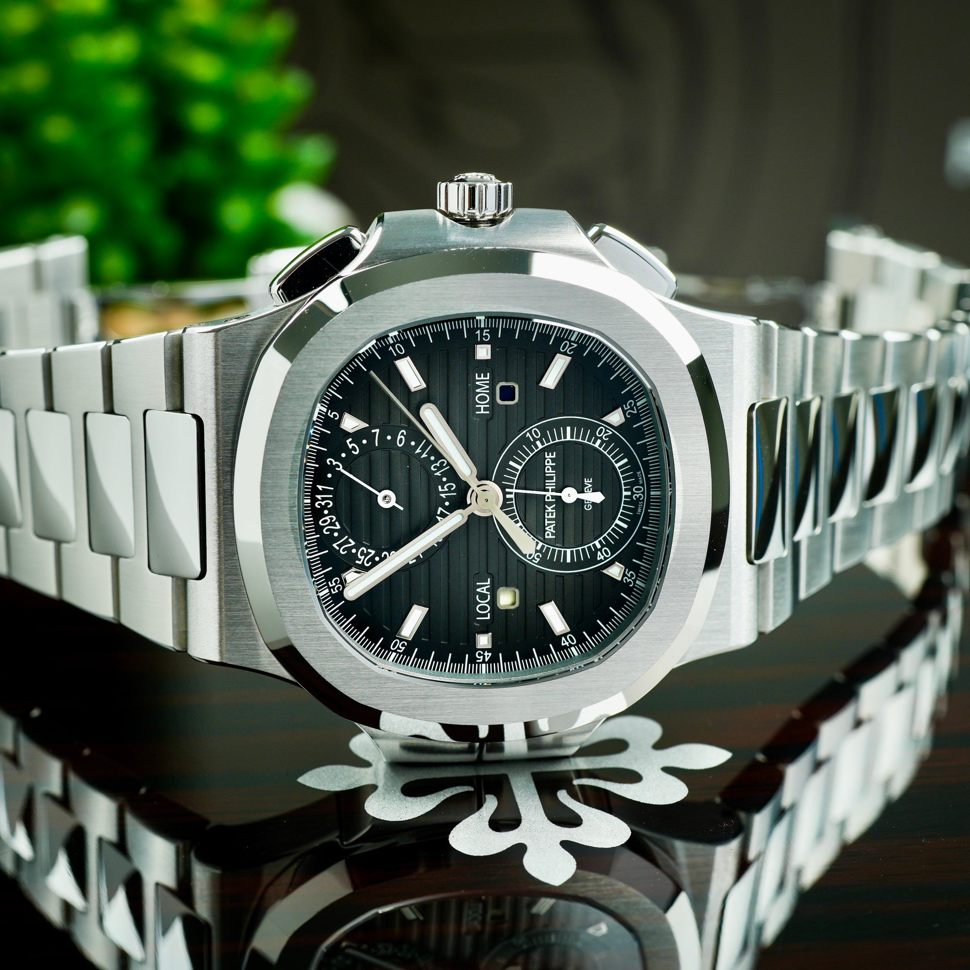 Patek Philippe Nautilus 5990/1A front