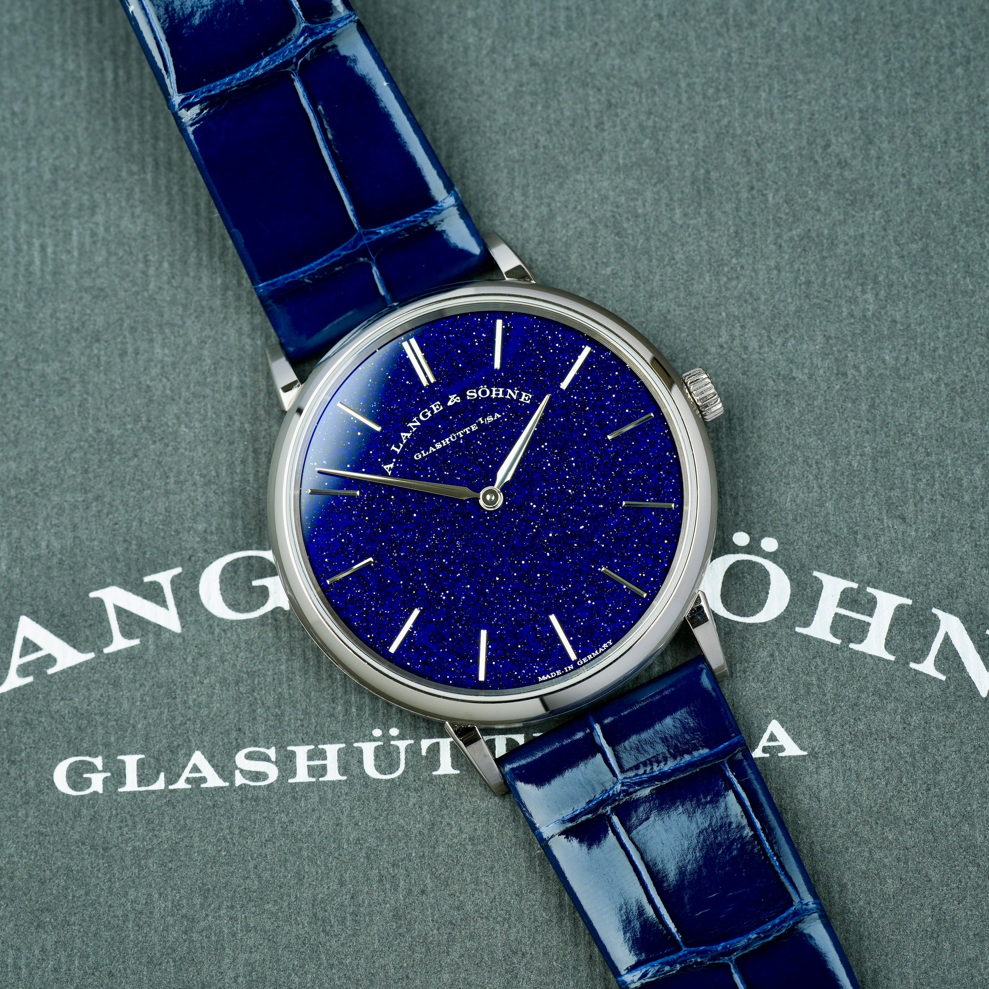 A. Lange & Söhne Saxonia Thin 205.086 39mm 