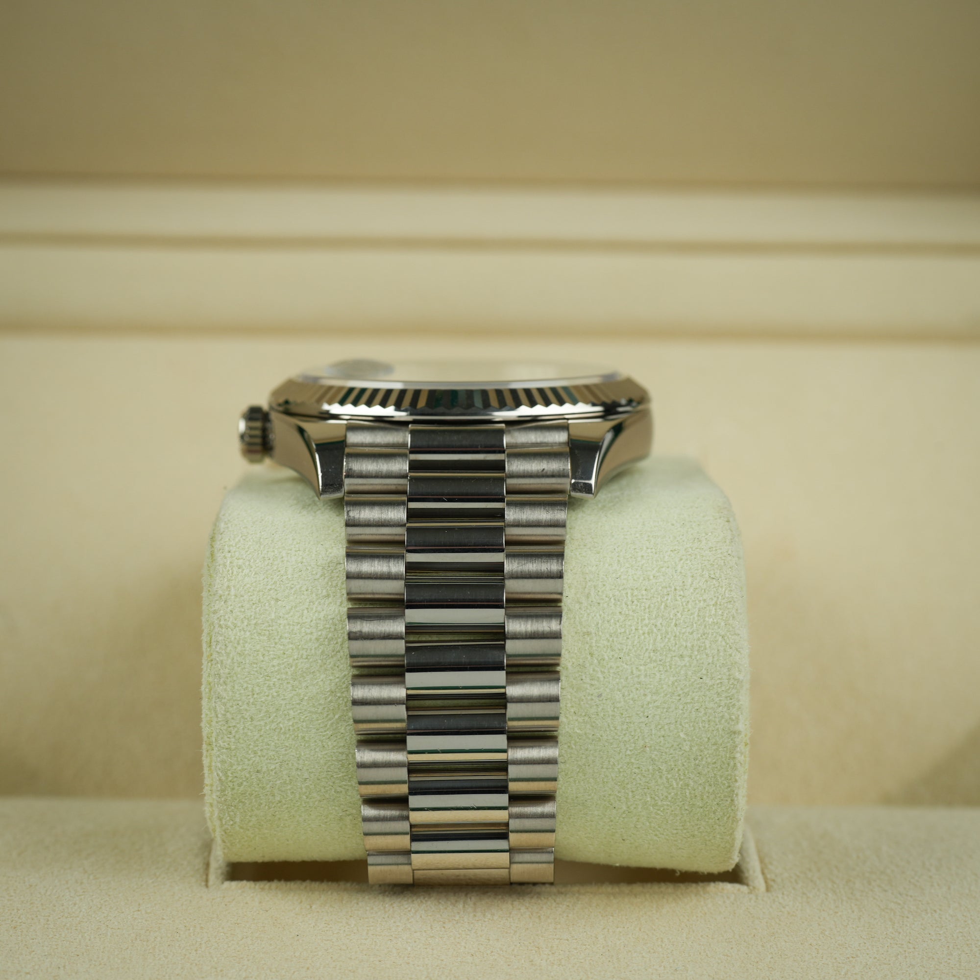 Rolex Day-Date Olive White Gold 40mm bracelet