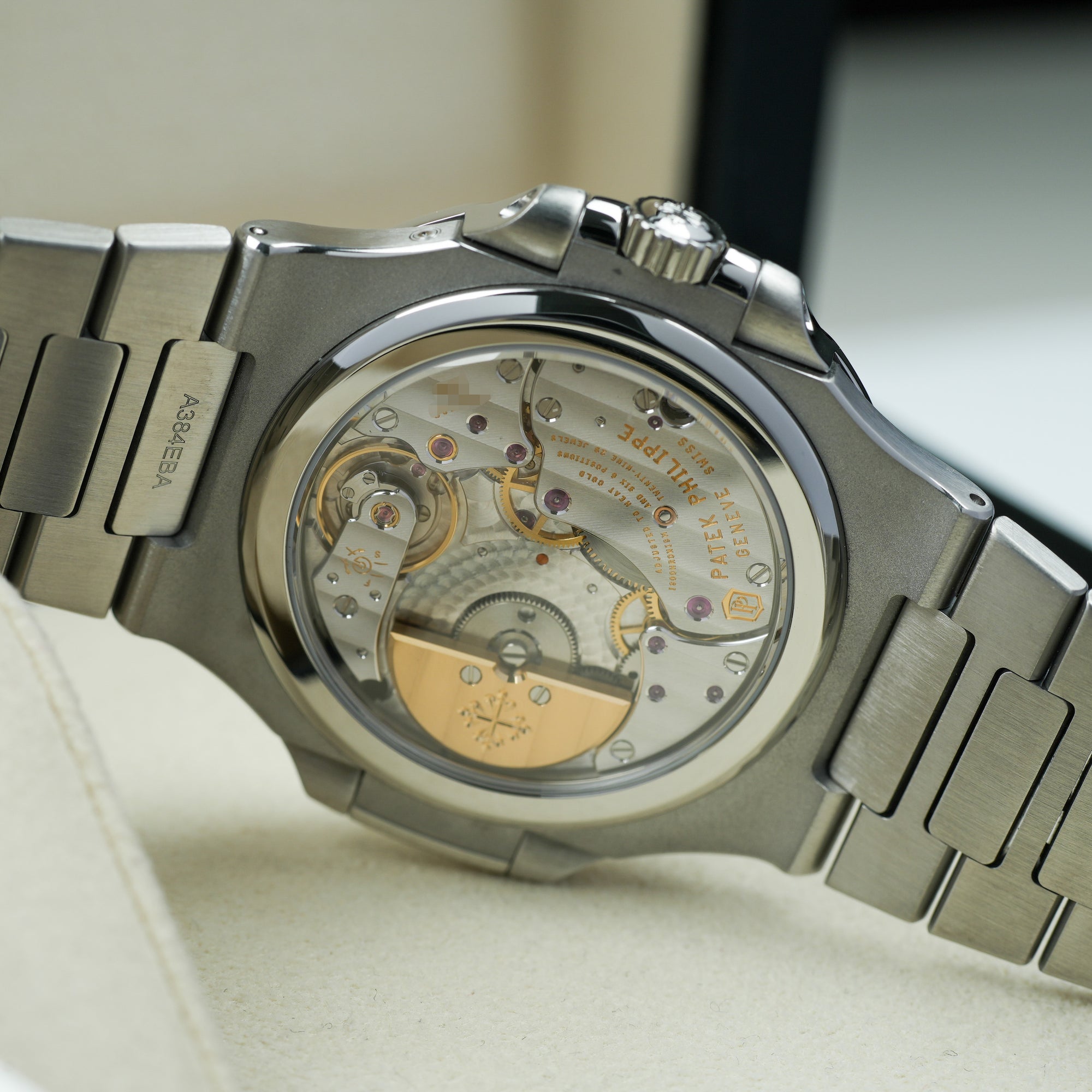 Patek Philippe Nautilus 5712/1A-001 caseback