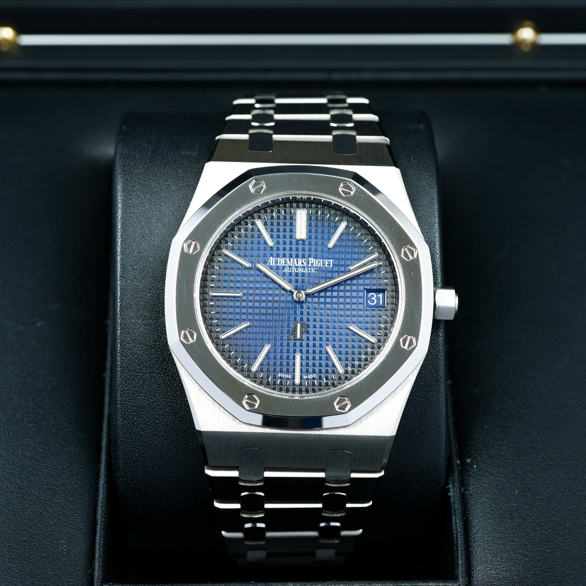 Audemars Piguet Royal Oak Jumbo Extra Thin Blue 15202IP 39mm Titanium Platinum