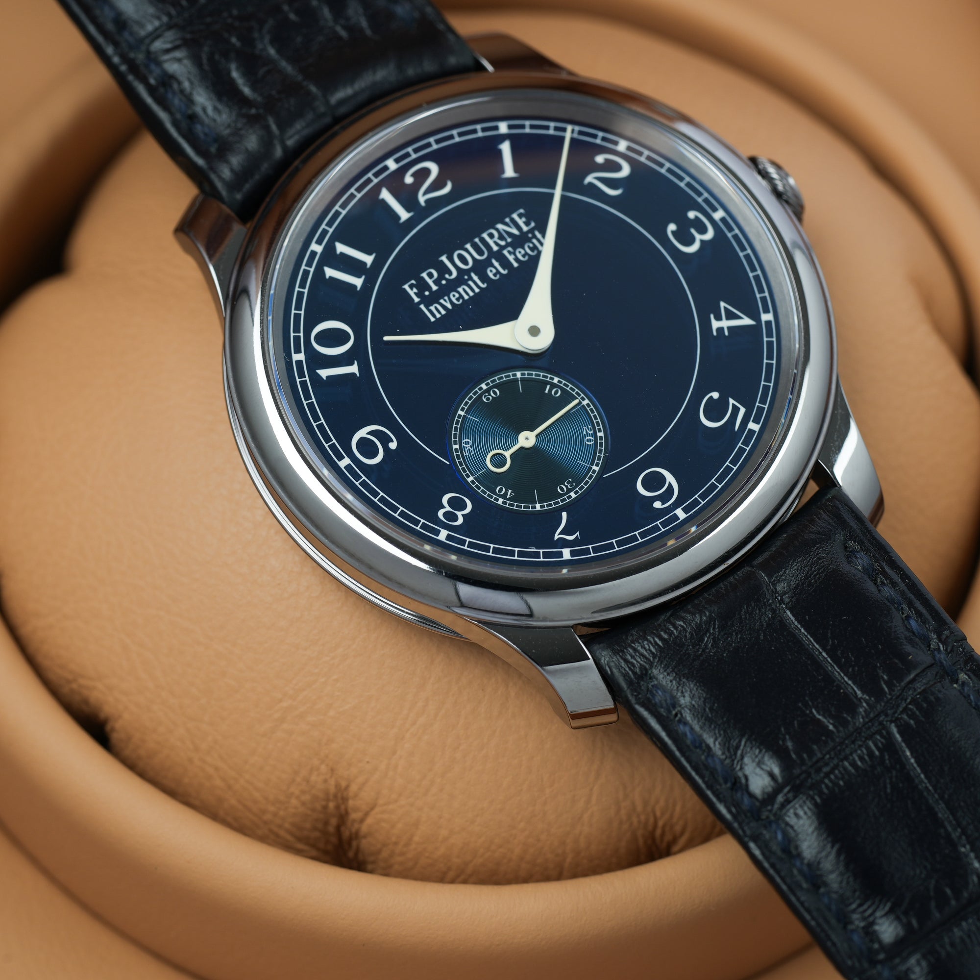 F.P. Journe Chronometre Bleu lug case