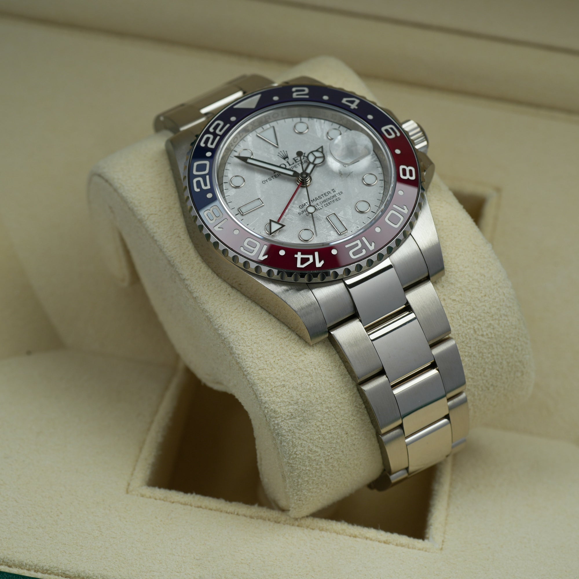 Rolex GMT-Master II 126719BLRO Meteorite lug case left lower