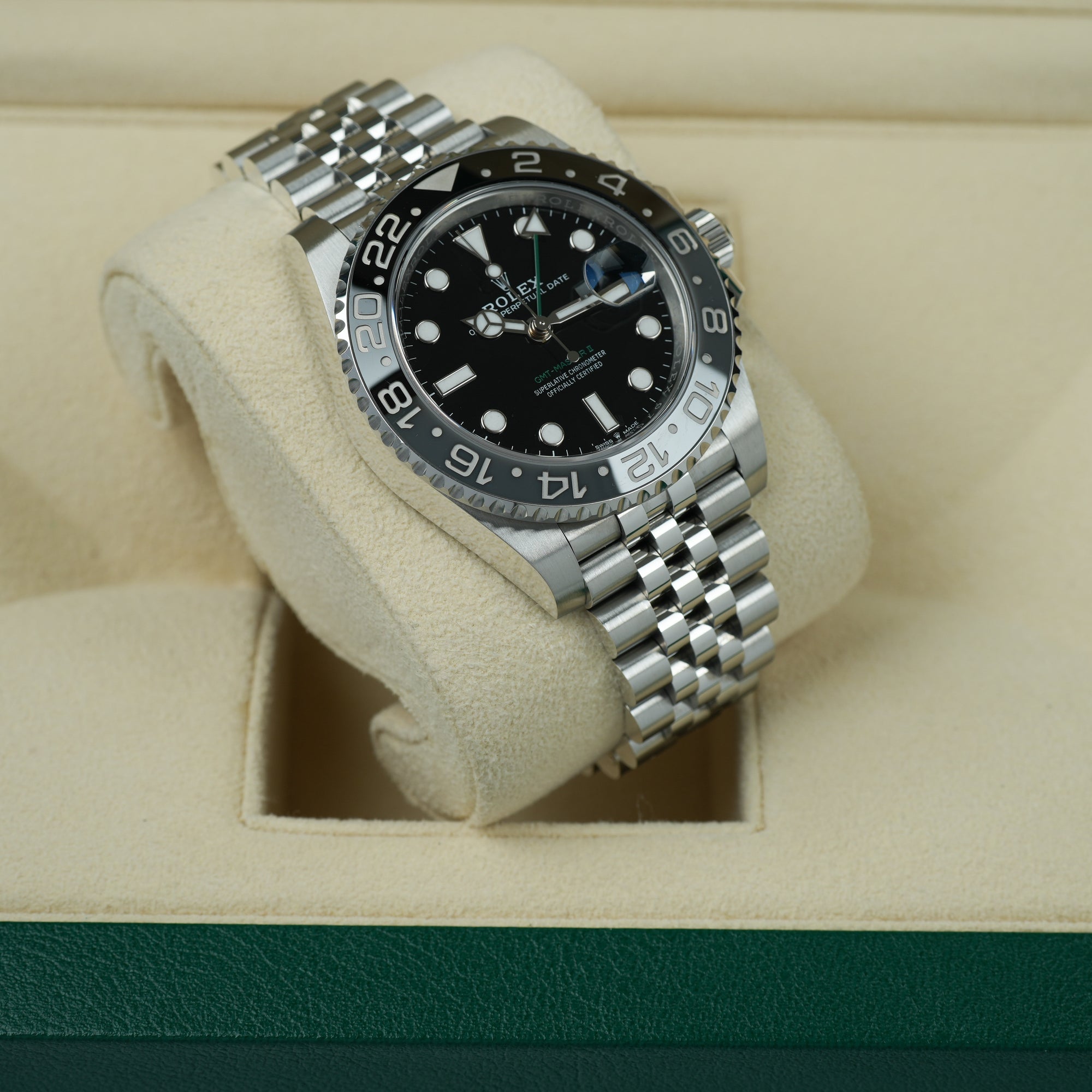 Rolex GMT-Master II 126710GRNR 40mm left lower lug