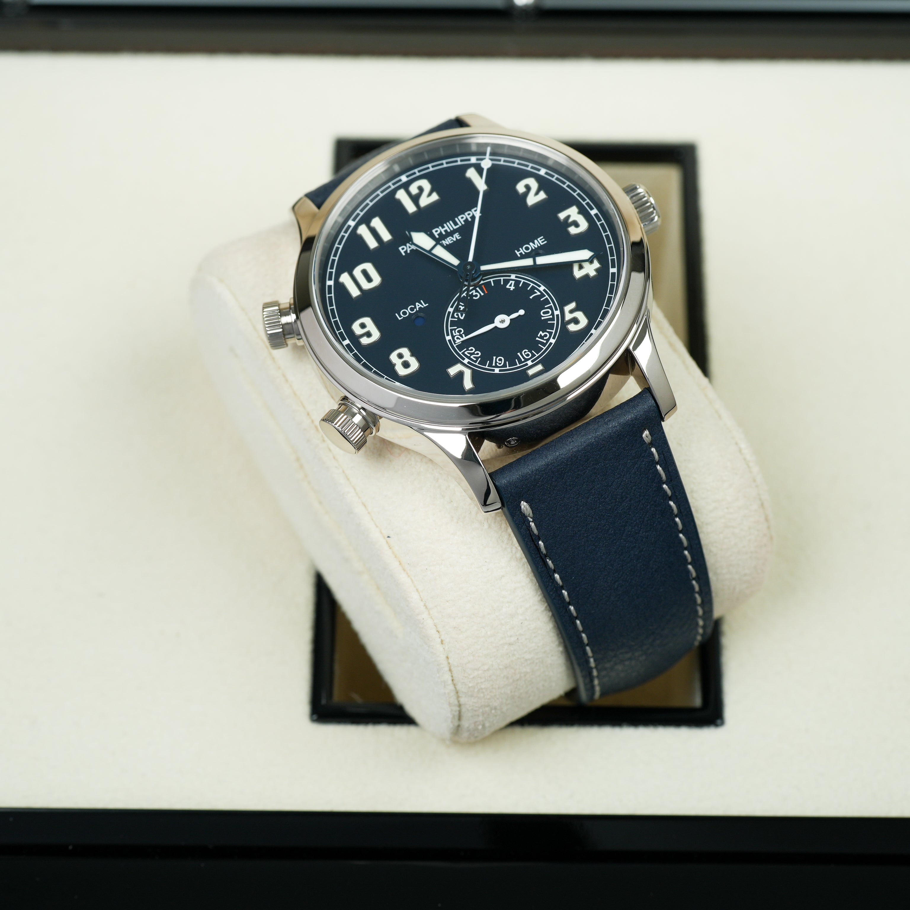 Patek Philippe Calatrava Pilot Travel Time 5524G-001 42mm – JJ