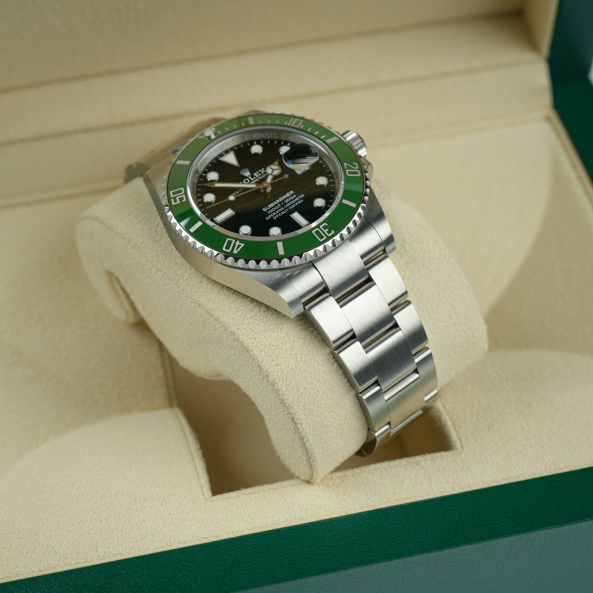 Rolex Submariner Date Starbucks 41mm case lug left lower