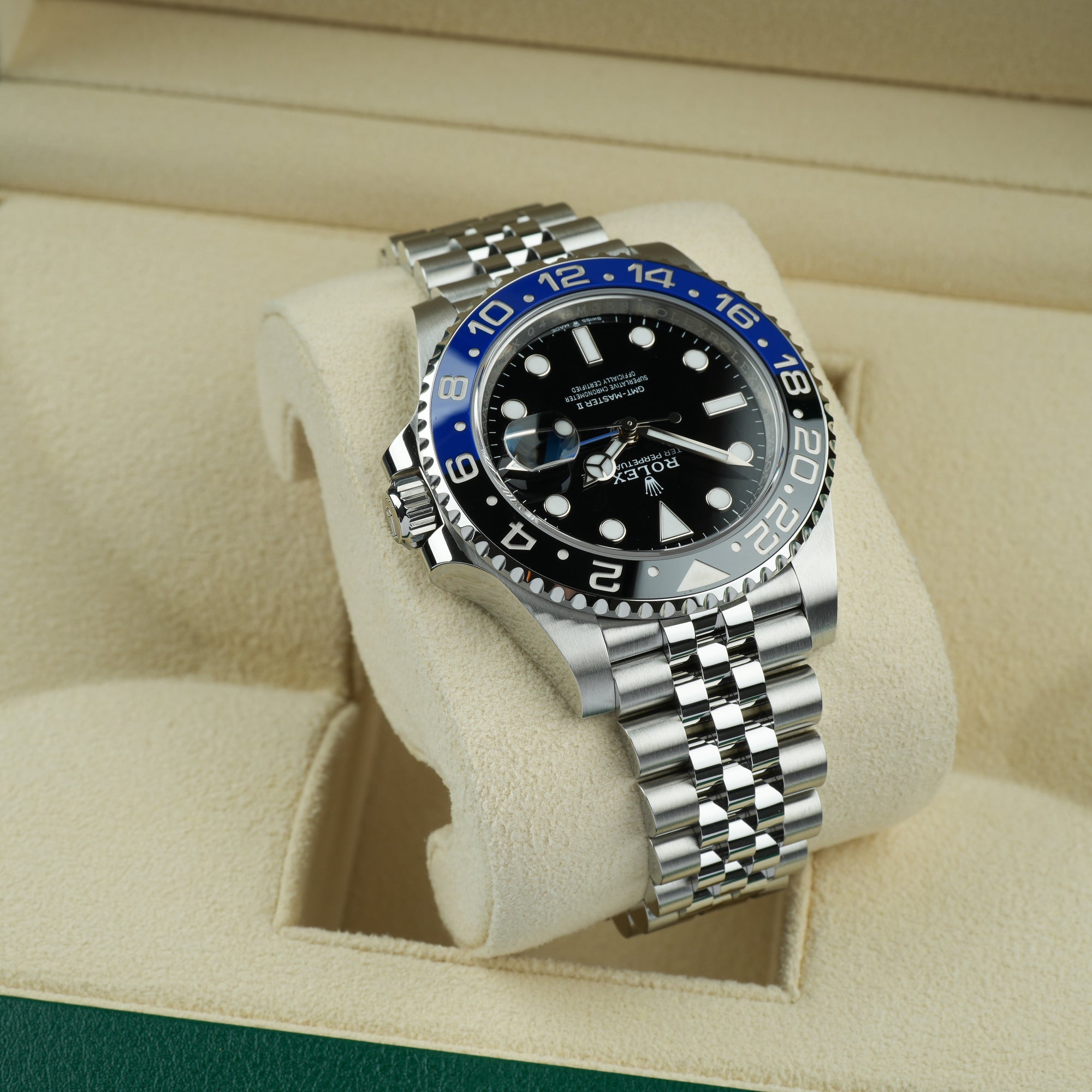 Rolex GMT-Master II Batgirl 126710BLNR Jubilee 40mm right upper lug