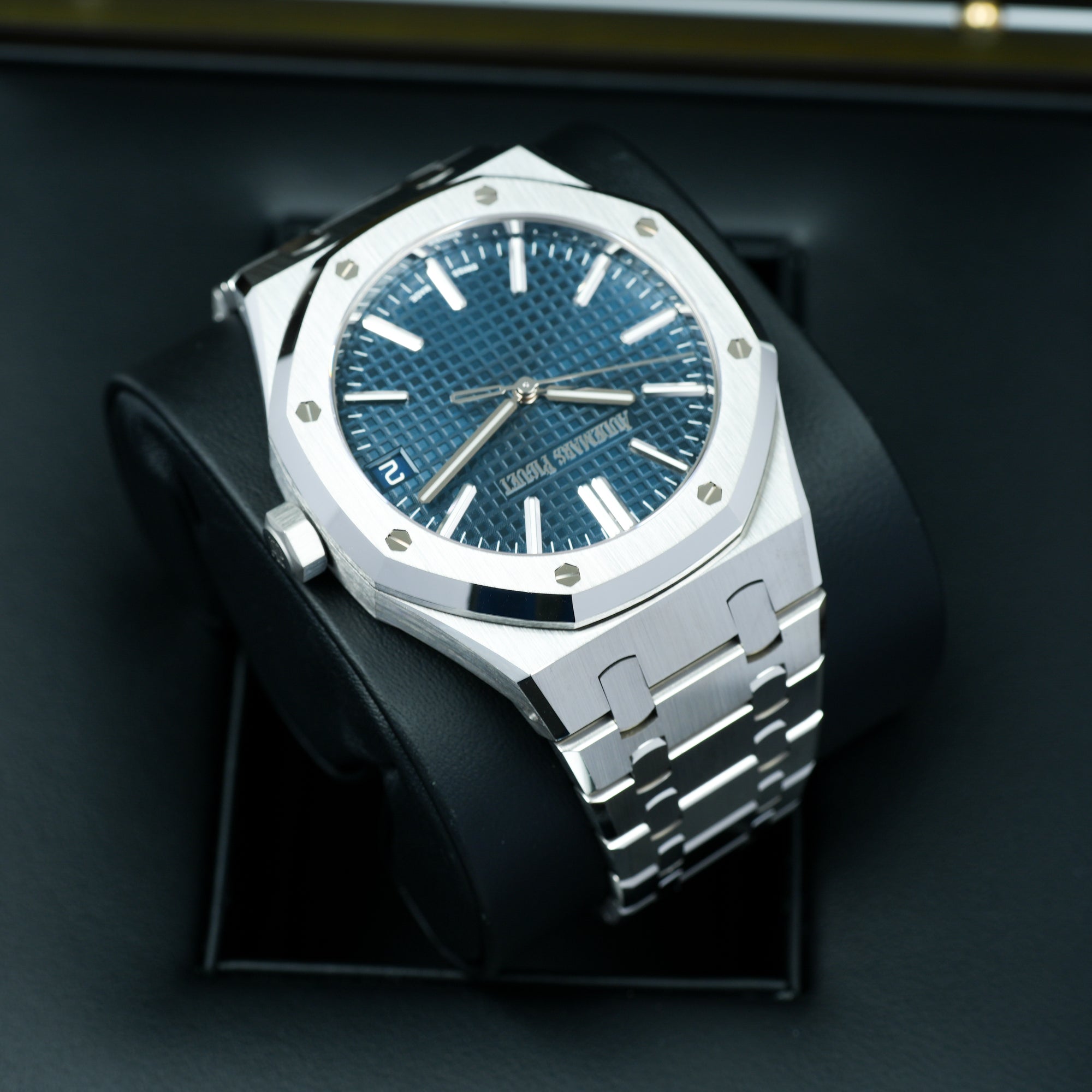 Audemars Piguet Royal Oak 50th Anniversary Blue 15510ST 41mm