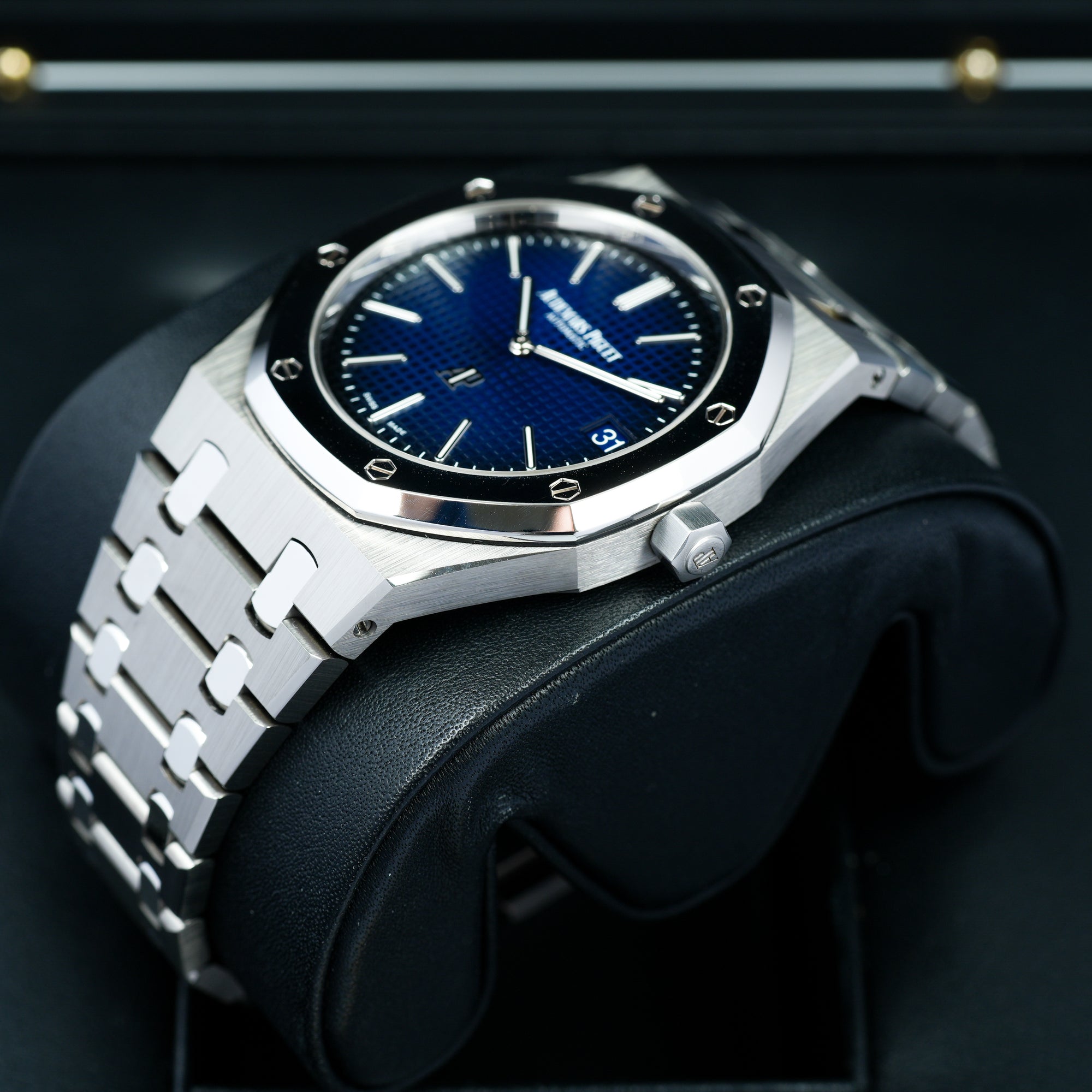 Audemars Piguet Royal Oak Jumbo Extra Thin Blue 15202IP 39mm Titanium Platinum