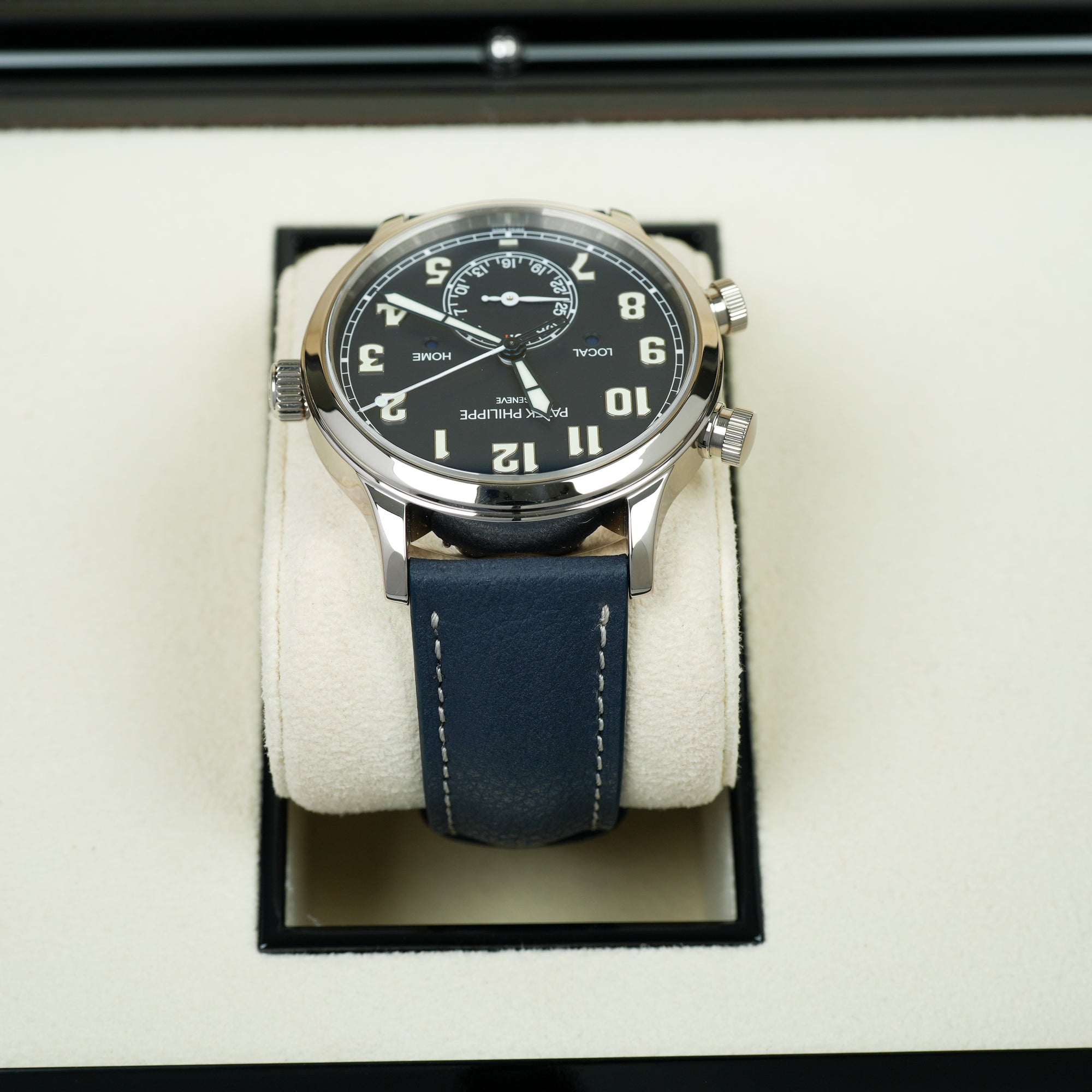 Patek Philippe Calatrava Pilot Travel Time 5524G-001 42mm