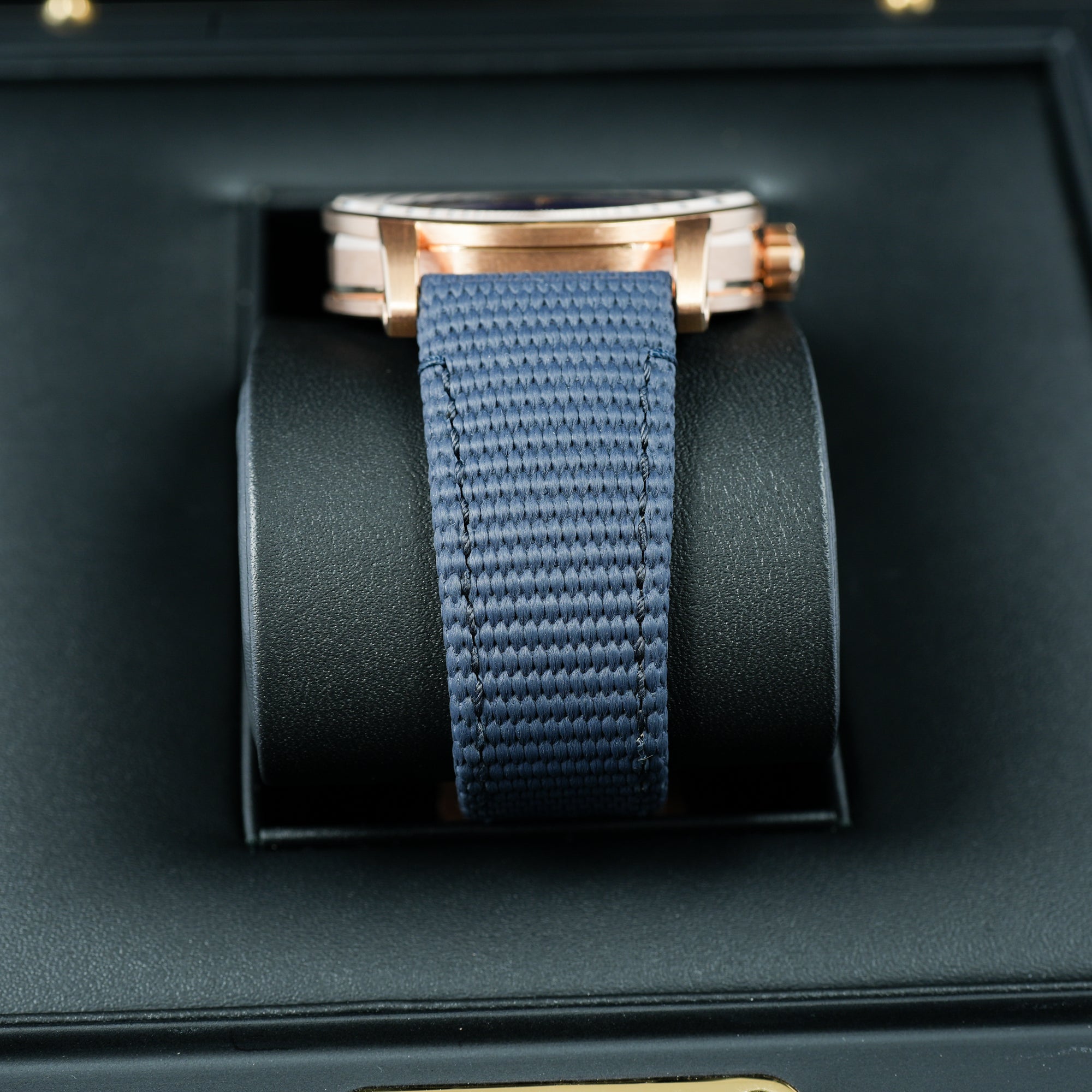 Audemars Piguet Code 11.59 Smoked Blue Dial Rose Gold 15210OR.OO.A028CR.01 case strap