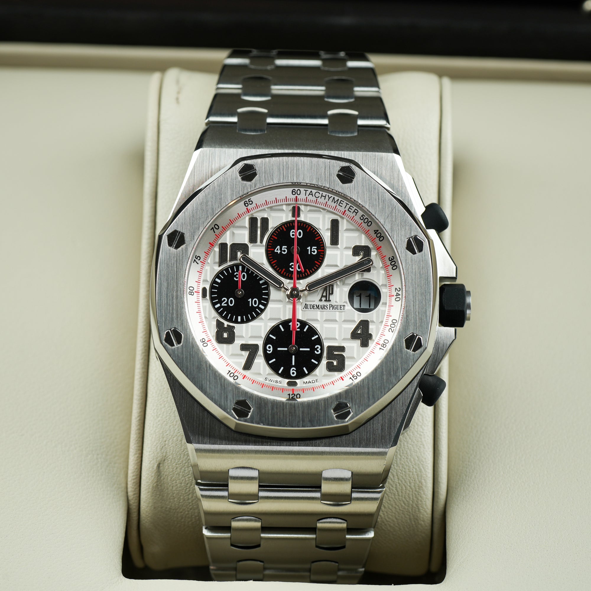 AP Royal Oak Offshore 42mm Panda Front View