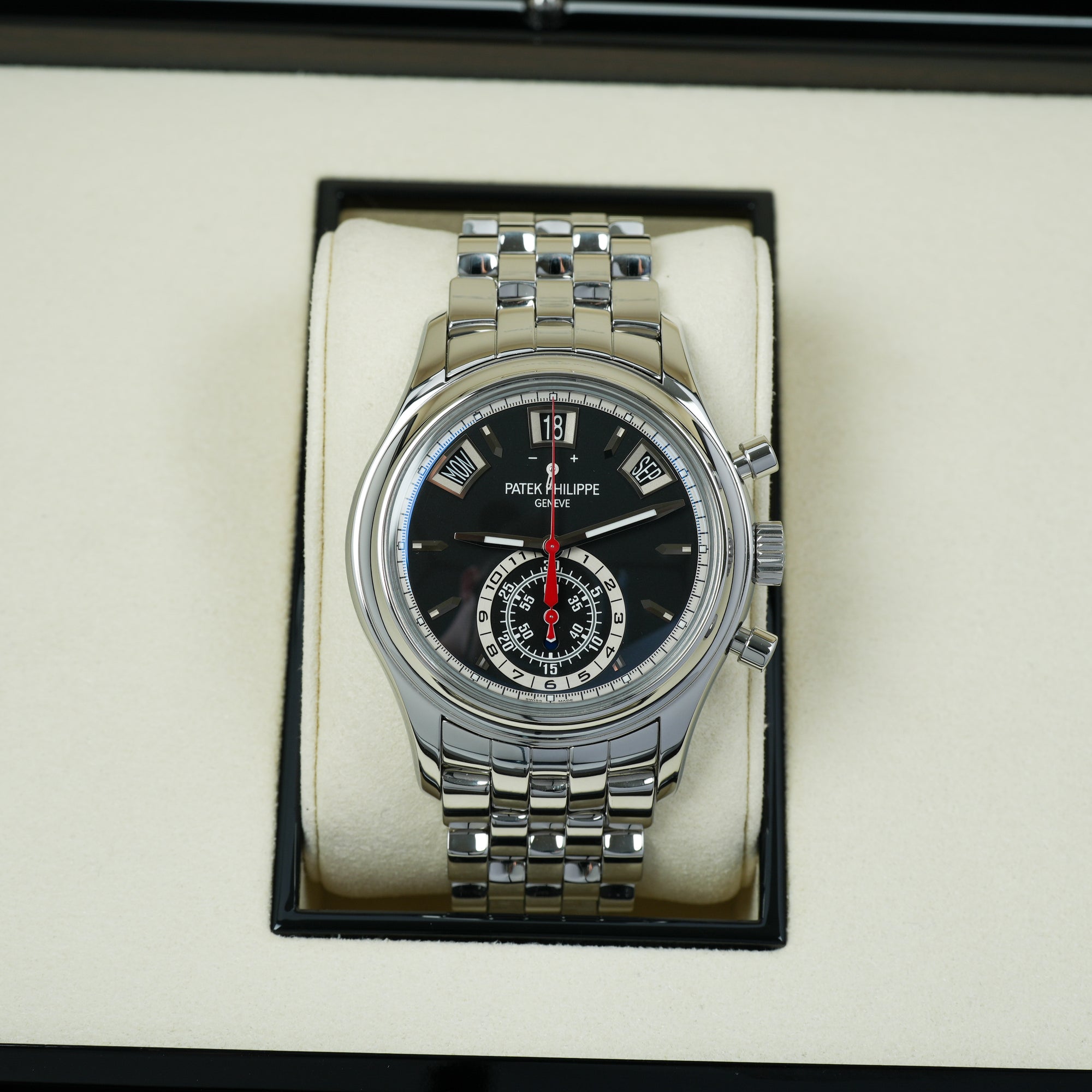 Patek Philippe Annual Calendar Chronograph 5960/1A-010 40.5mm