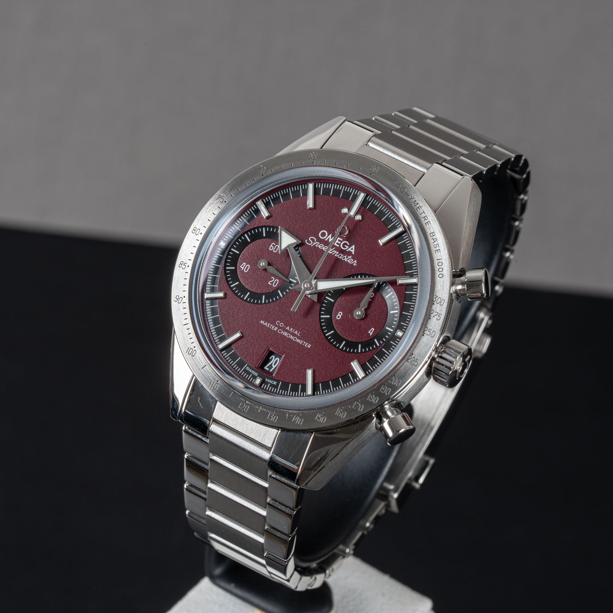 Omega Speedmaster 57 Red