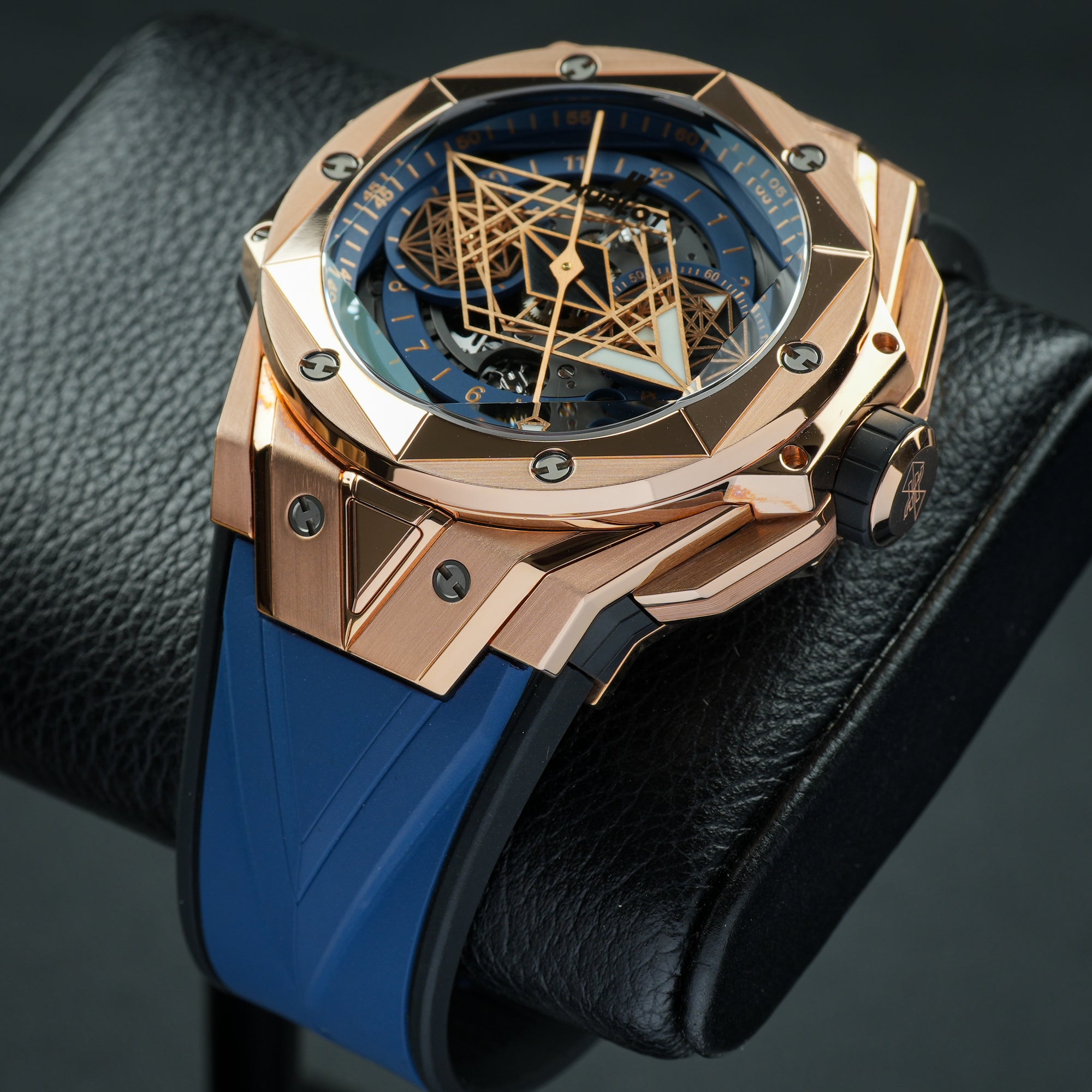 Hublot Big Bang Sang Bleu II King Gold Blue 45mm 