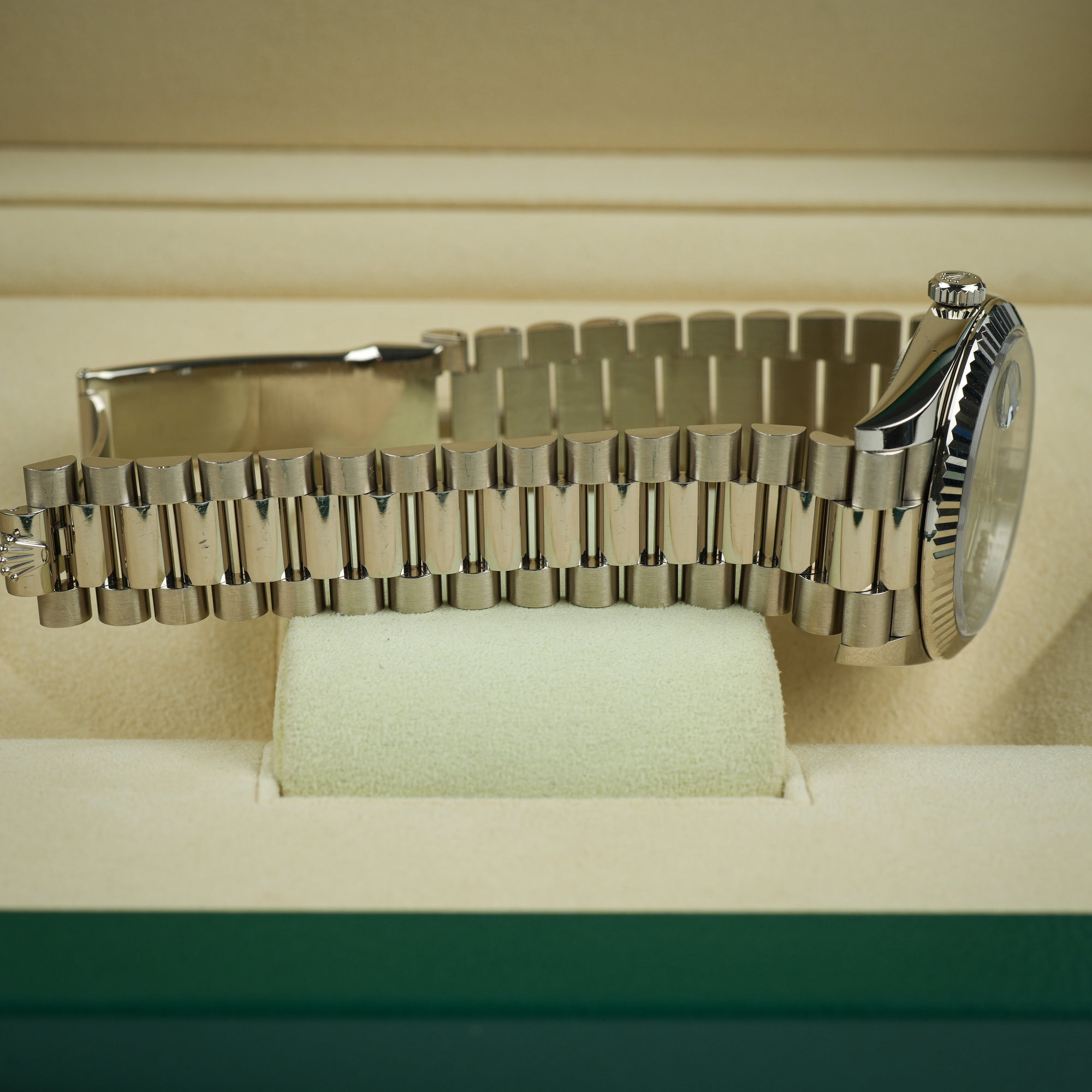 Rolex Day-Date Olive White Gold 40mm bracelet