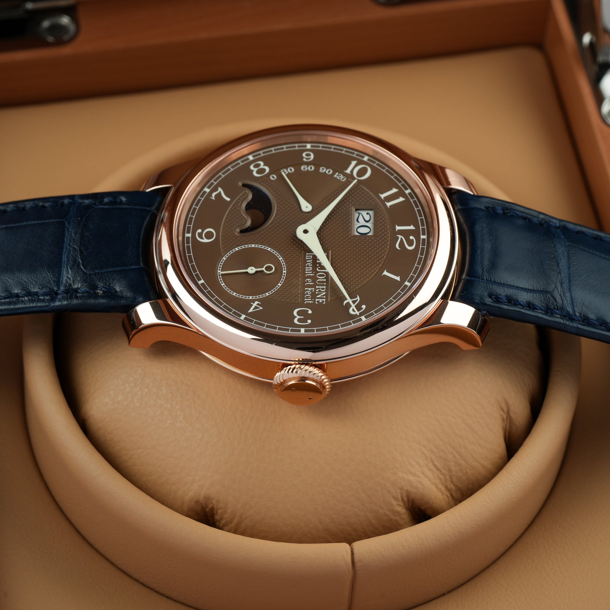 F. P. Journe Octa Automatique Lune Havana 42mm rose gold case top down