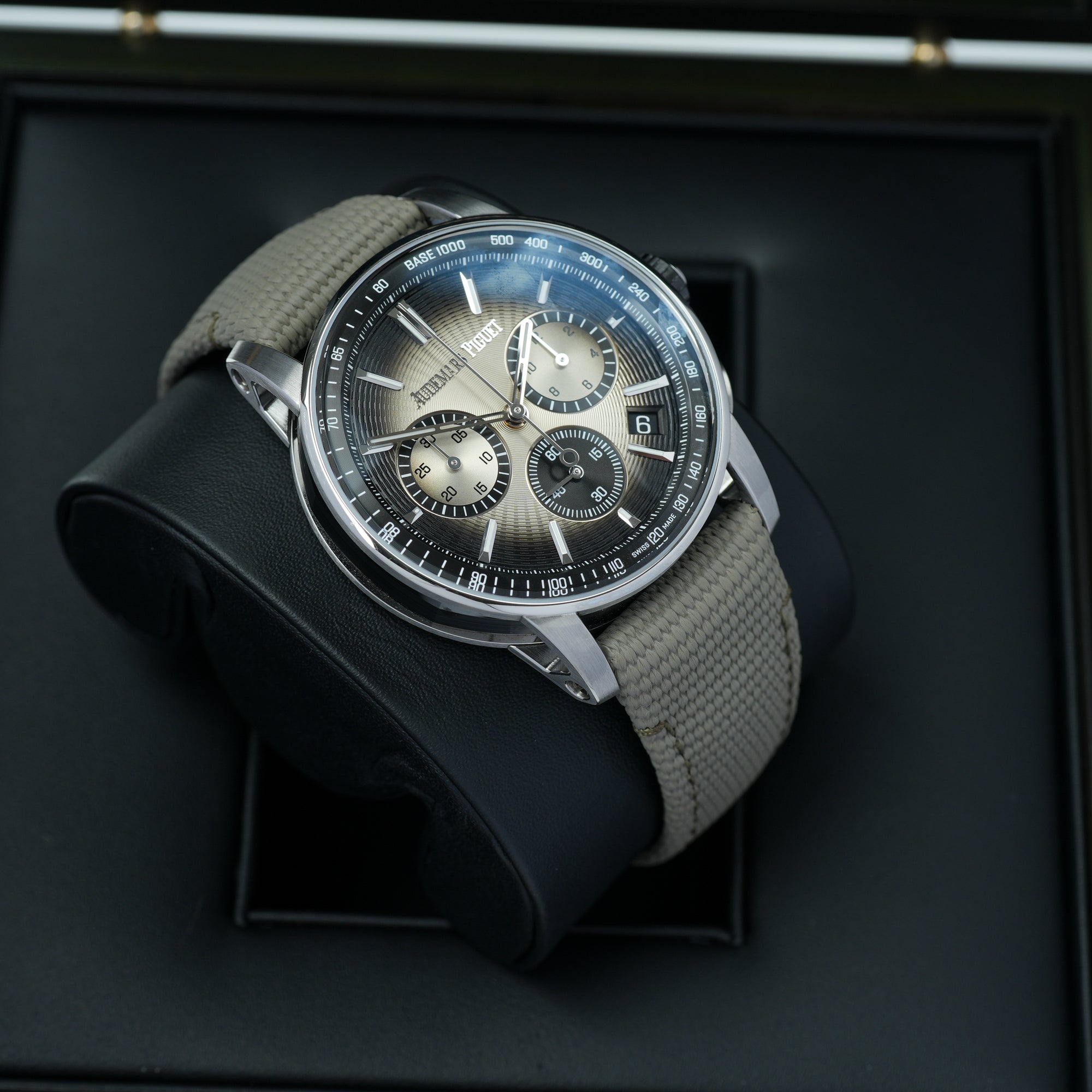Audemars Piguet Code 11.59 Chronograph Beige Smoked 41mm case strap