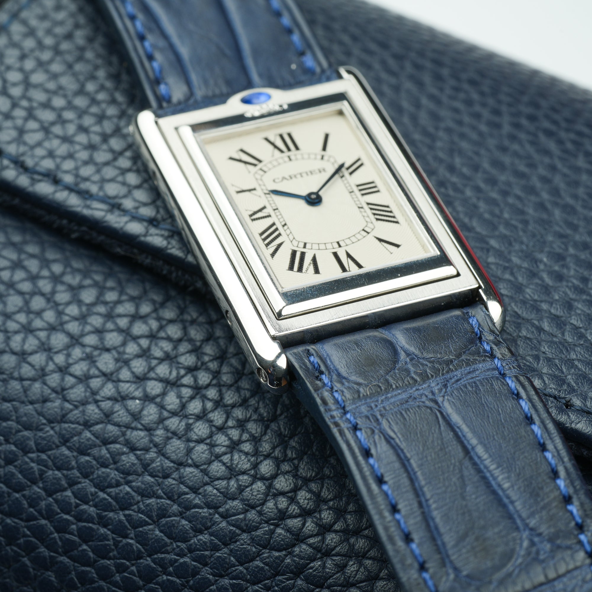 Cartier Tank Basculante Mecanique 2390 Bottom front