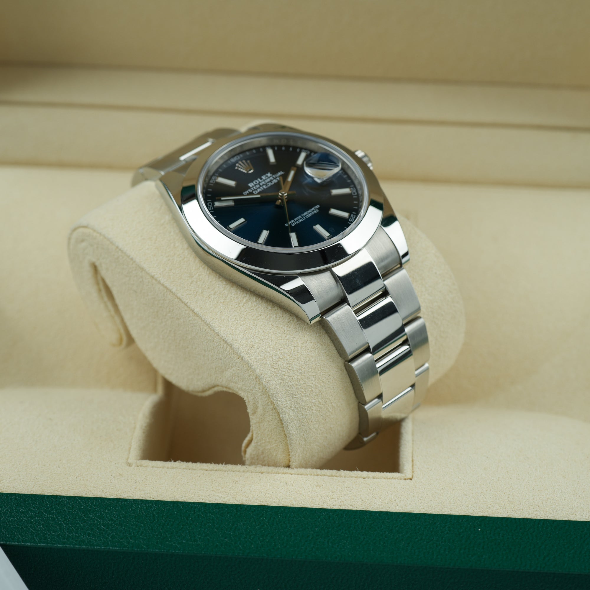 Rolex Datejust Blue 41mm Side view