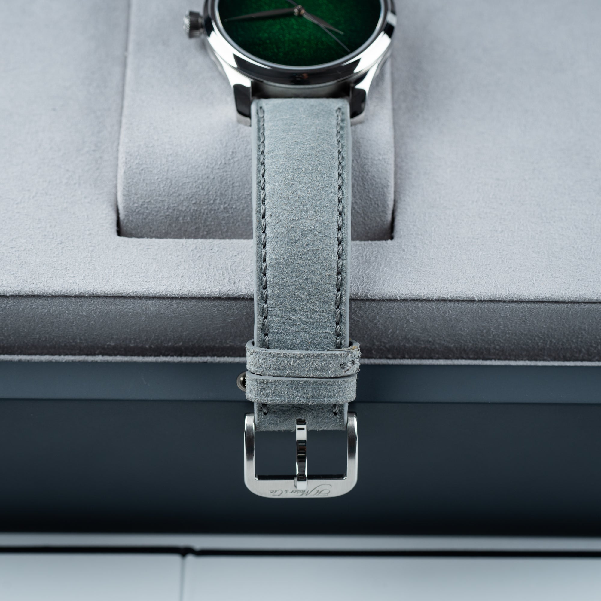 H. Moser &amp; Cie. Endeavour Lime Green 40mm Strap with Buckle