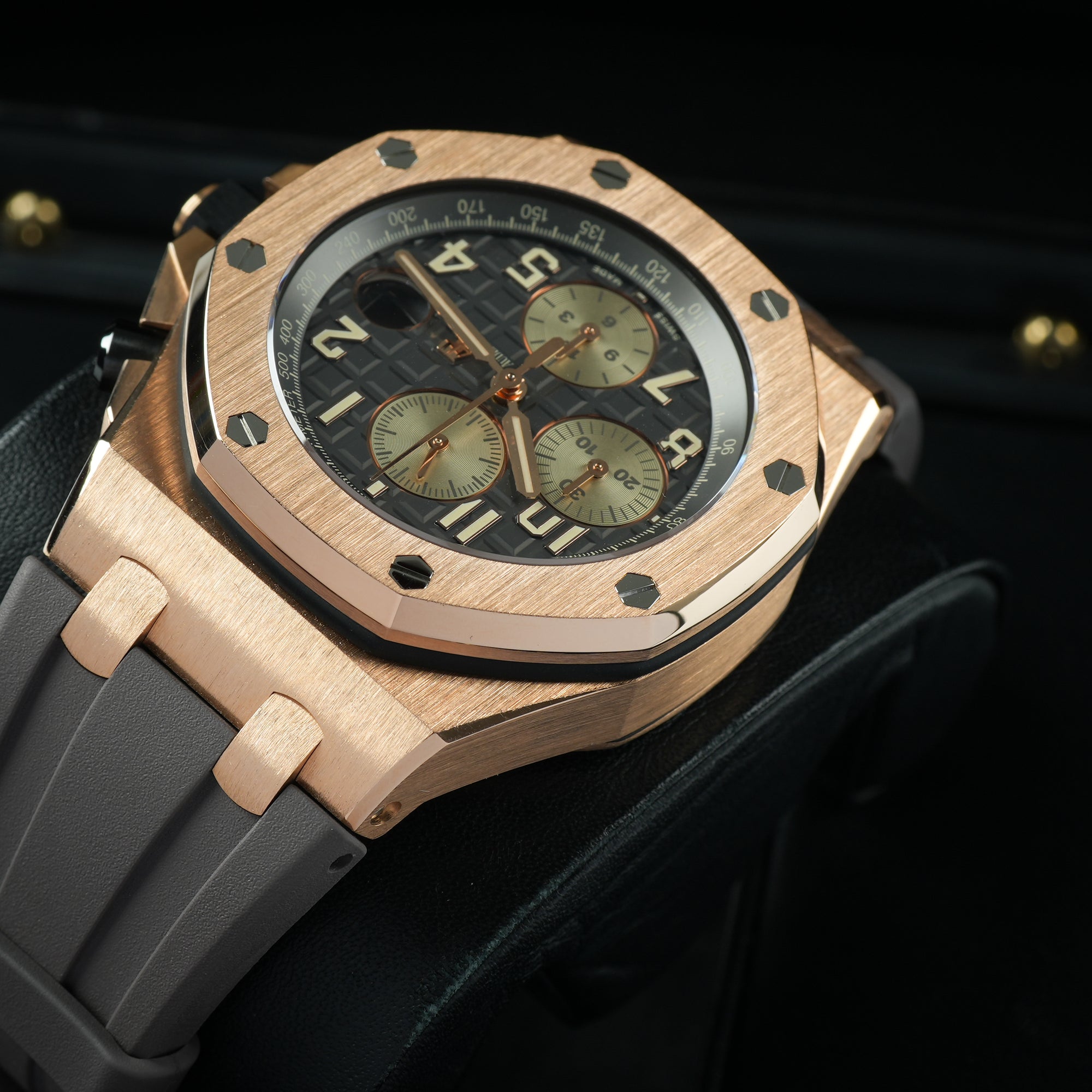 AP Royal Oak Offshore 42mm Gold Front Left Top view