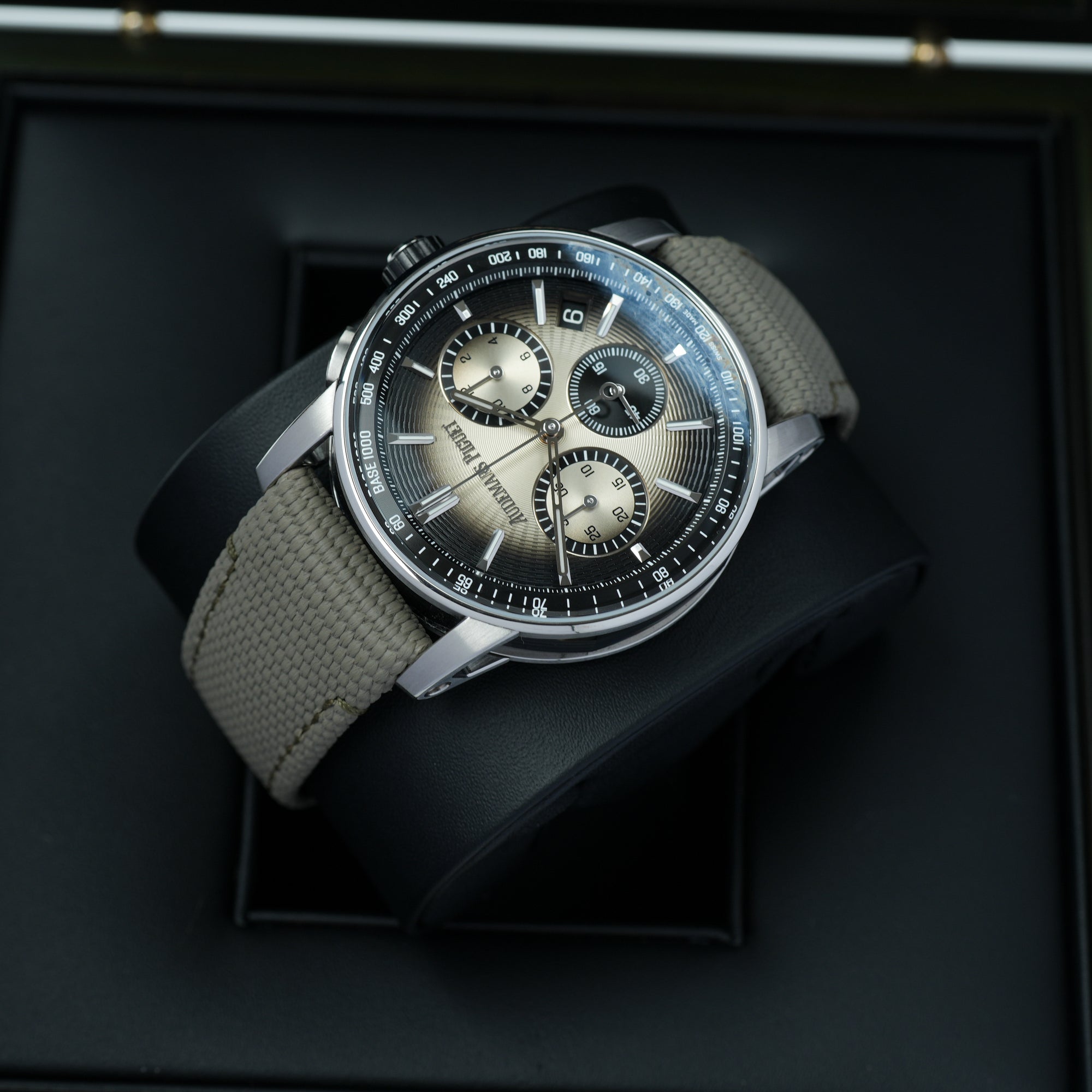 Audemars Piguet Code 11.59 Chronograph Beige Smoked 41mm case strap