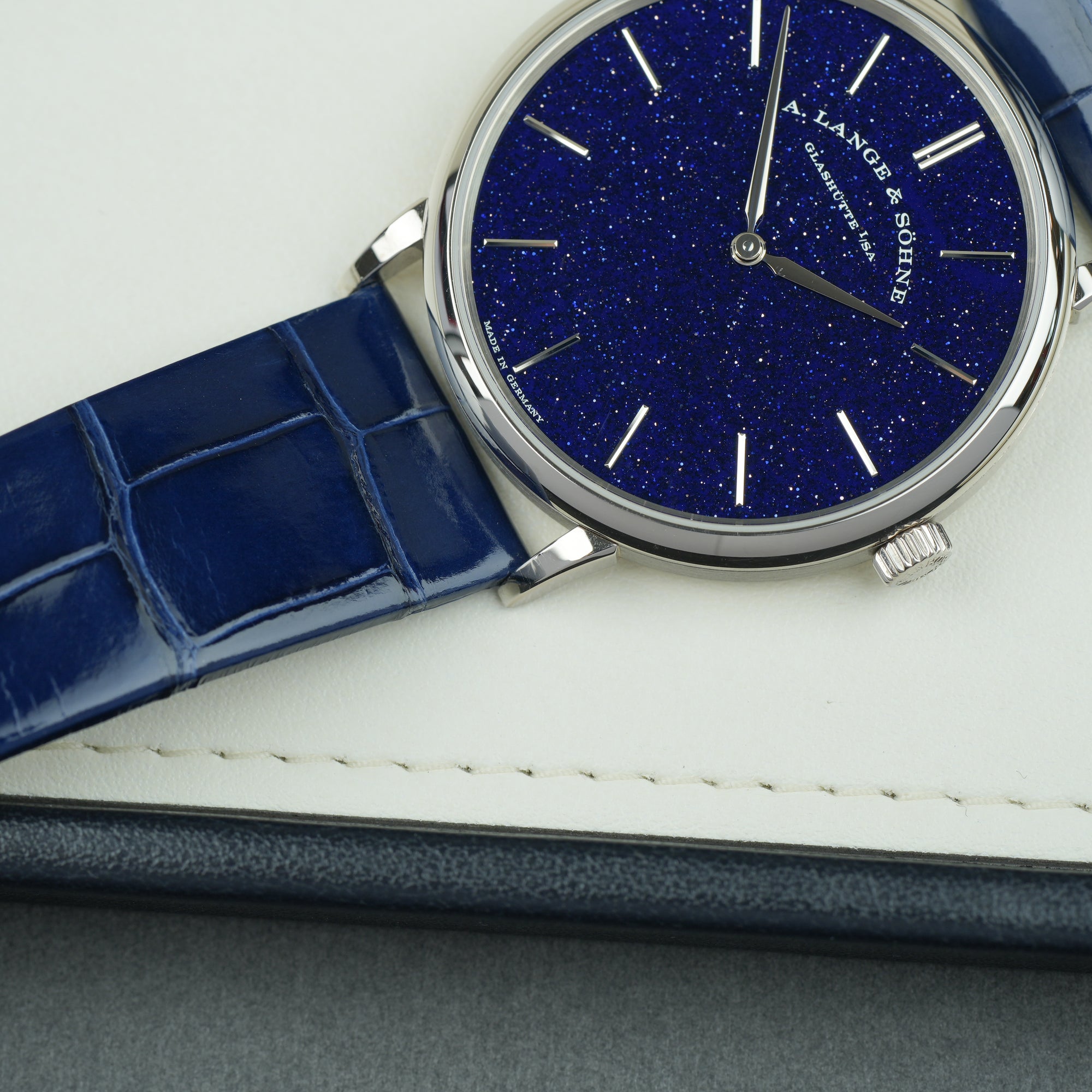 A. Lange & Söhne Saxonia Thin 205.086 39mm