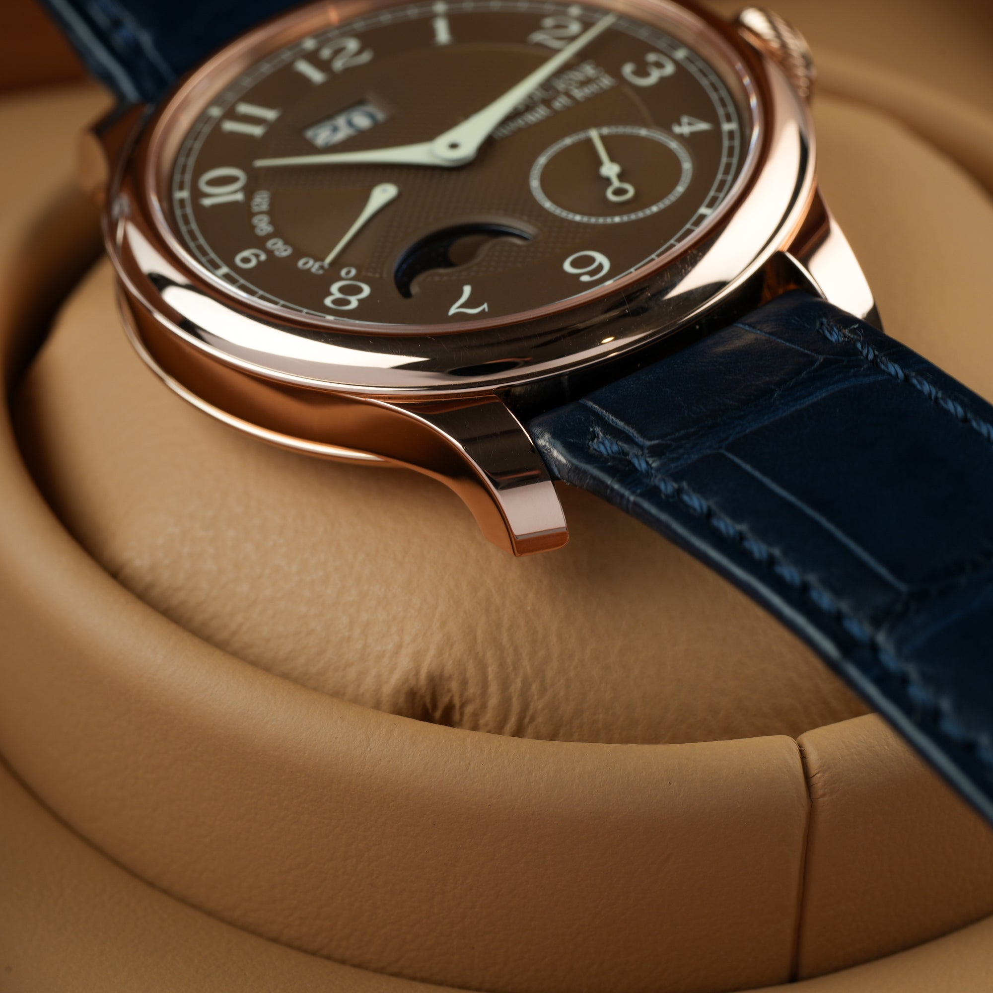 F. P. Journe Octa Automatique Lune Havana 42mm left lower lug rose gold