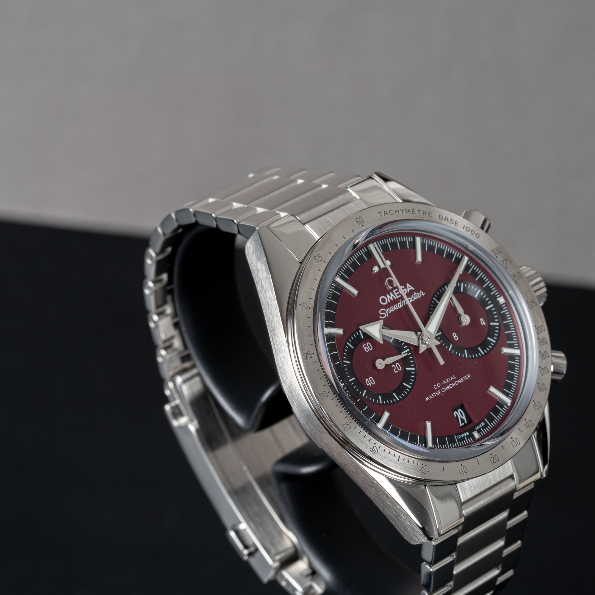 Omega Speedmaster 57 Red Top view