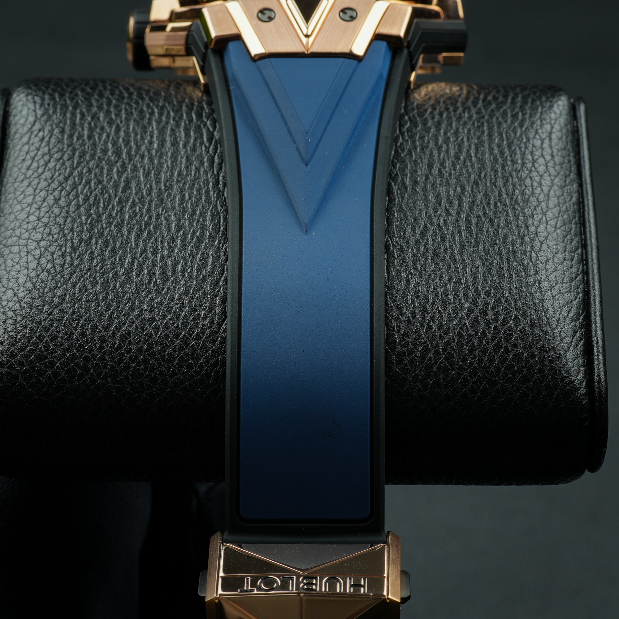 Hublot Big Bang Sang Bleu II King Gold Blue 45mm Rubber Strap blue 