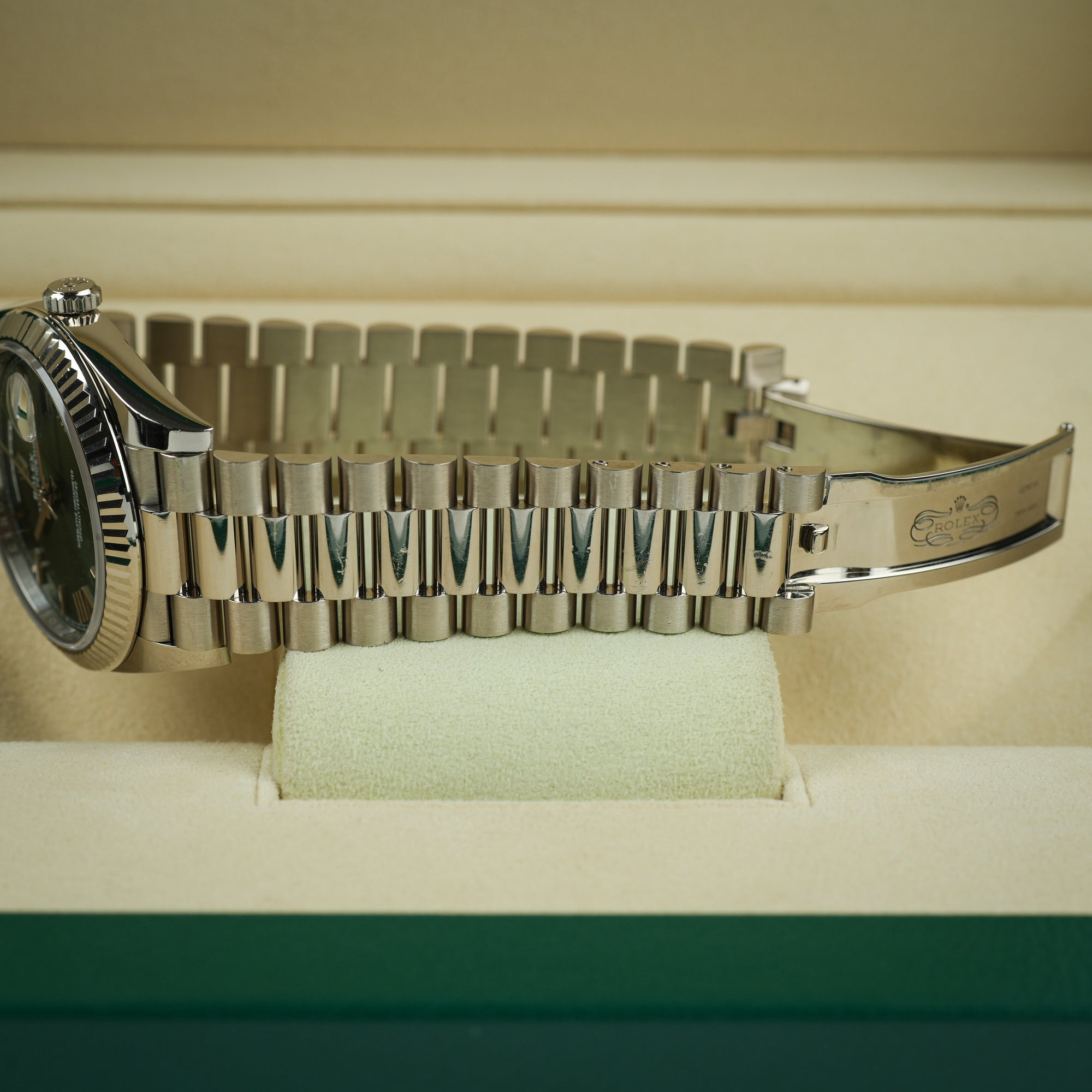 Rolex Day-Date Olive White Gold 40mm bracelet