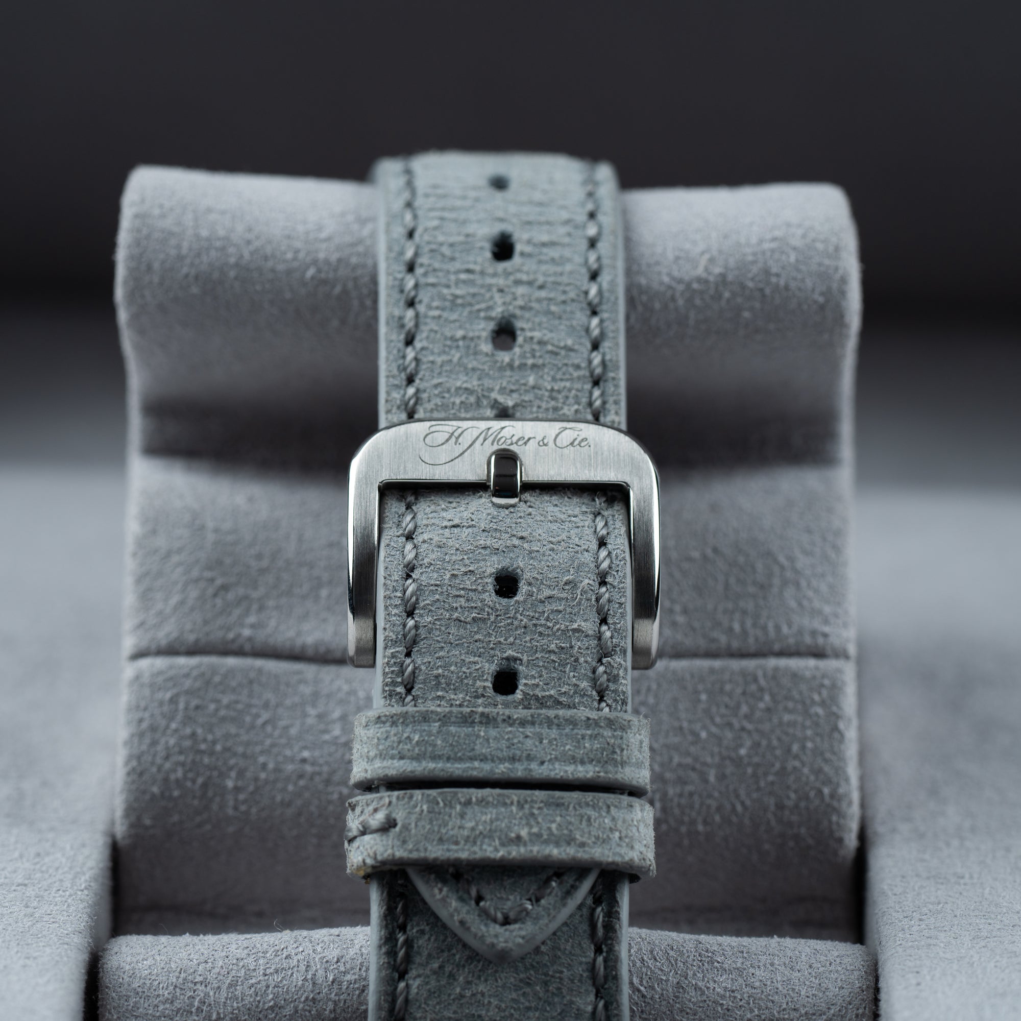 H. Moser &amp; Cie. Endeavour Lime Green 40mm Buckle