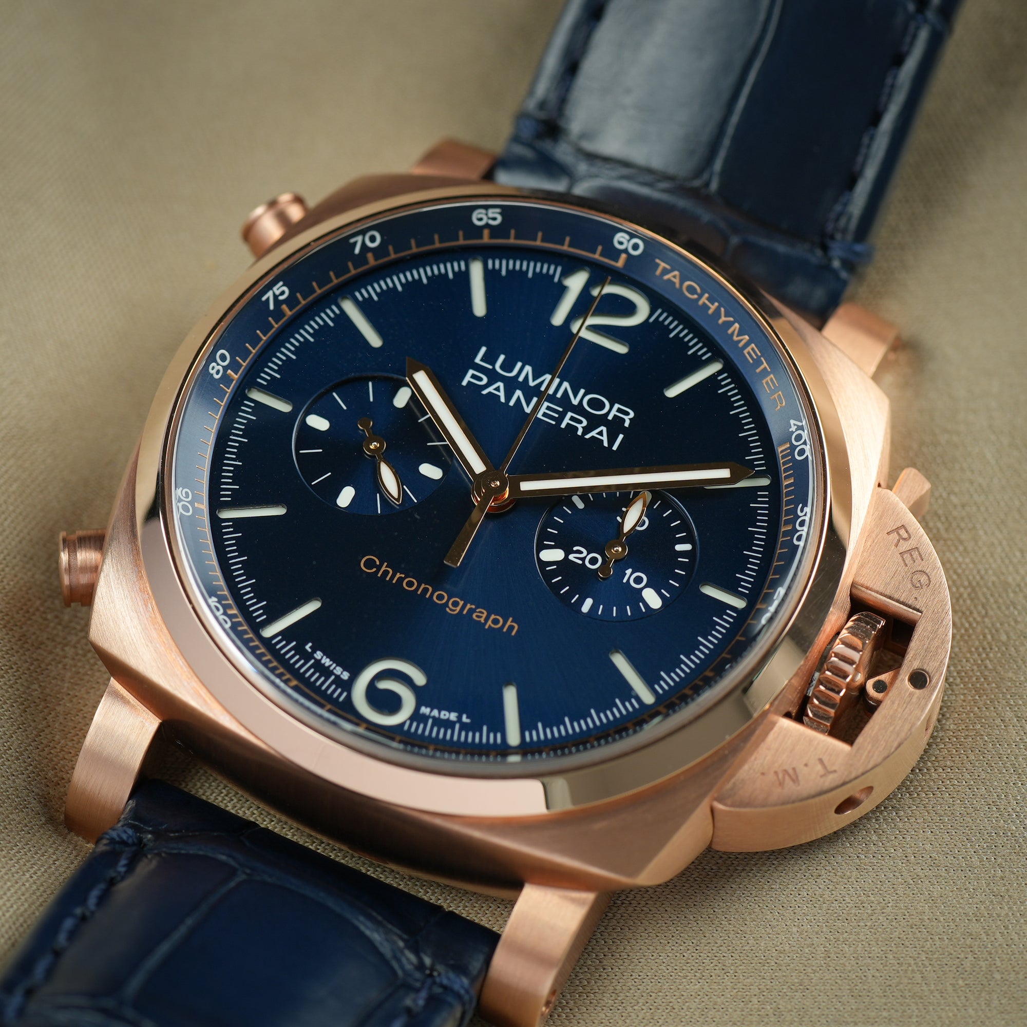 Panerai Luminor Goldtech Blu Notte 44mm Gold 