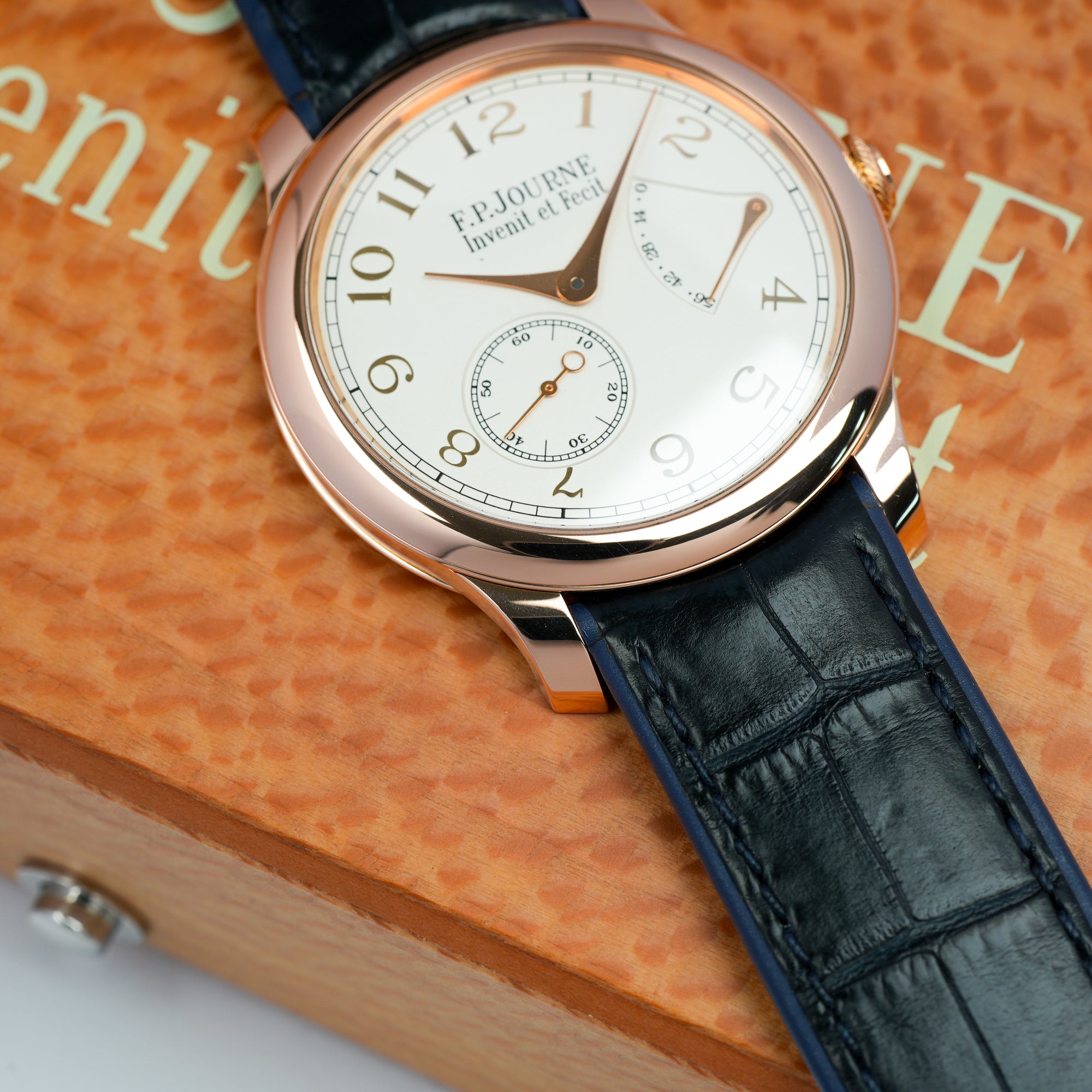 F.P. Journe Chronomètre Souverain CS 40mm left lower lug