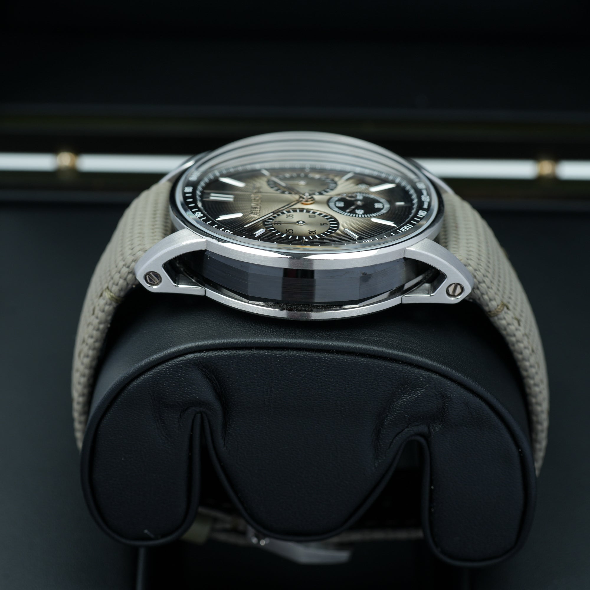 Audemars Piguet Code 11.59 Chronograph Beige Smoked 41mm case strap