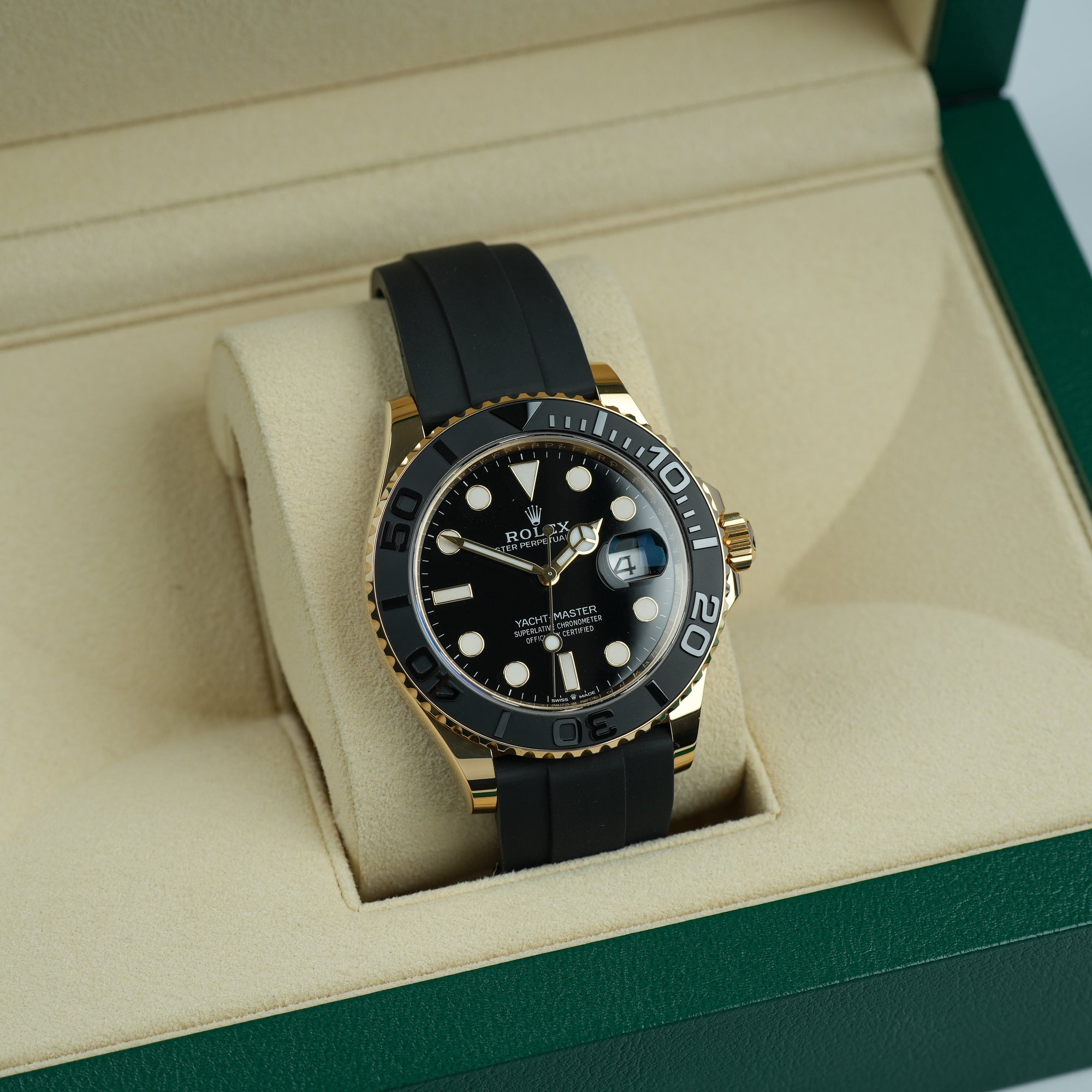 Rolex Yacht-Master 226658 case lug front