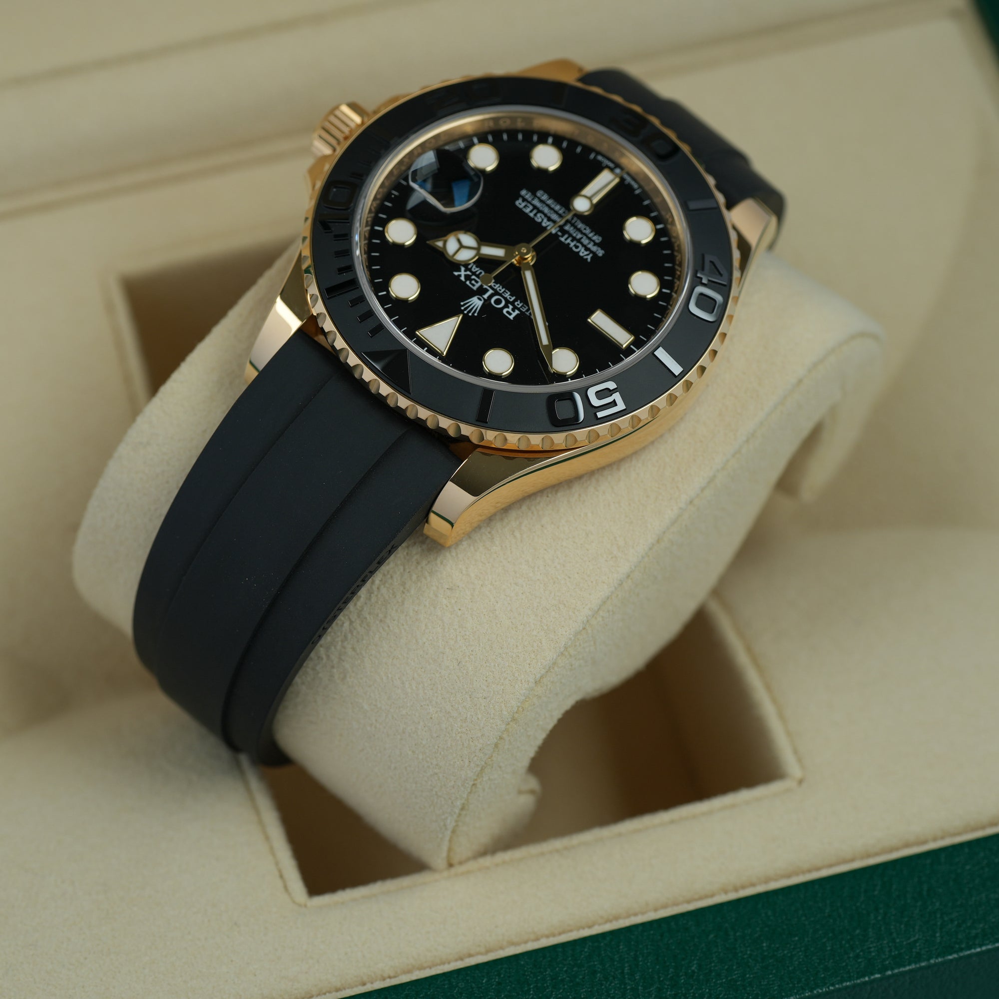 Rolex Yacht-Master 226658 case lug left upper