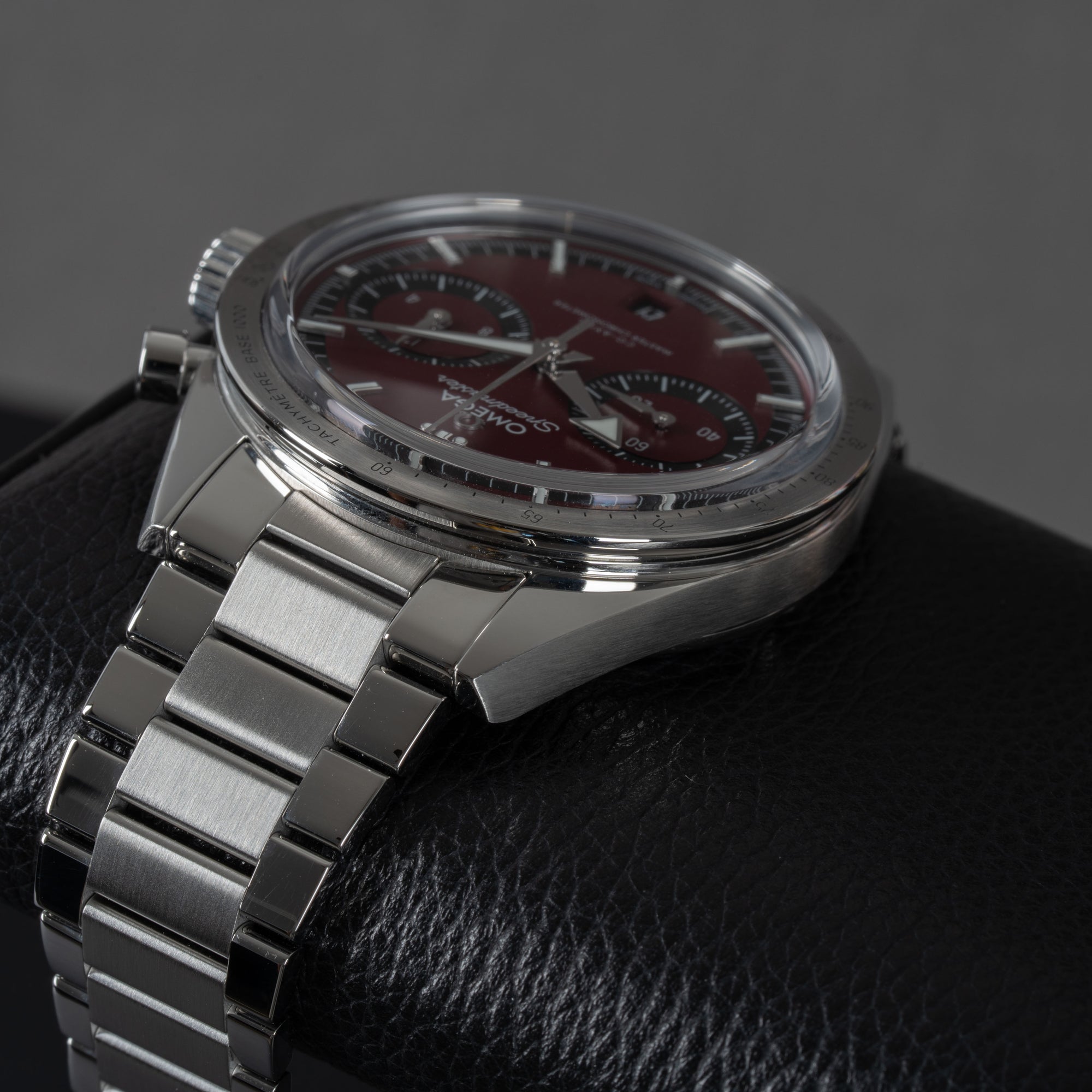 Omega Speedmaster 57 Red Top view