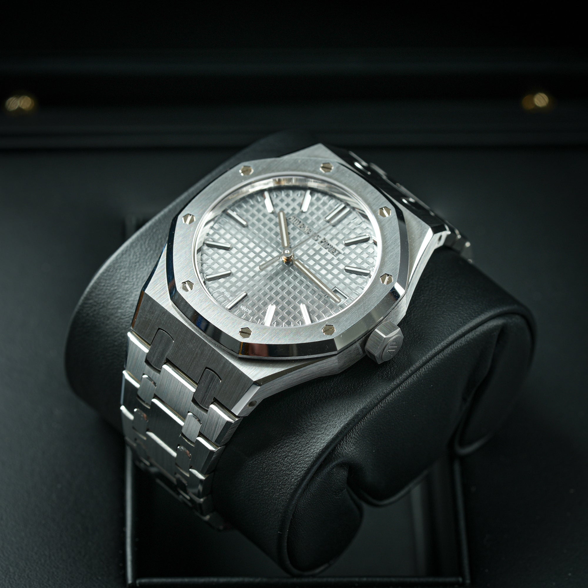 Audemars Piguet Royal Oak 37mm Front Bottom